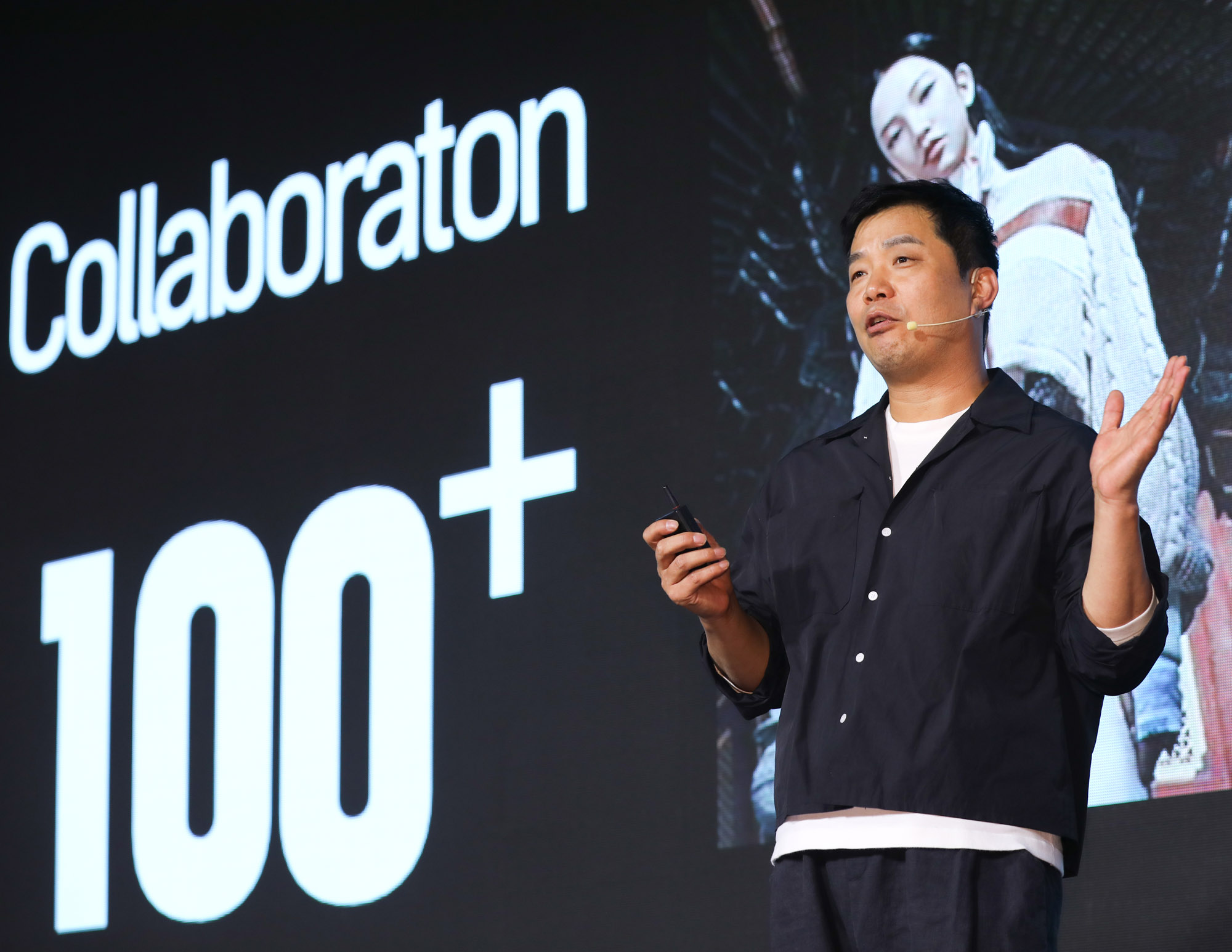 비즈한국;브랜드비즈;백승엽;색승엽로커스엑스;로지