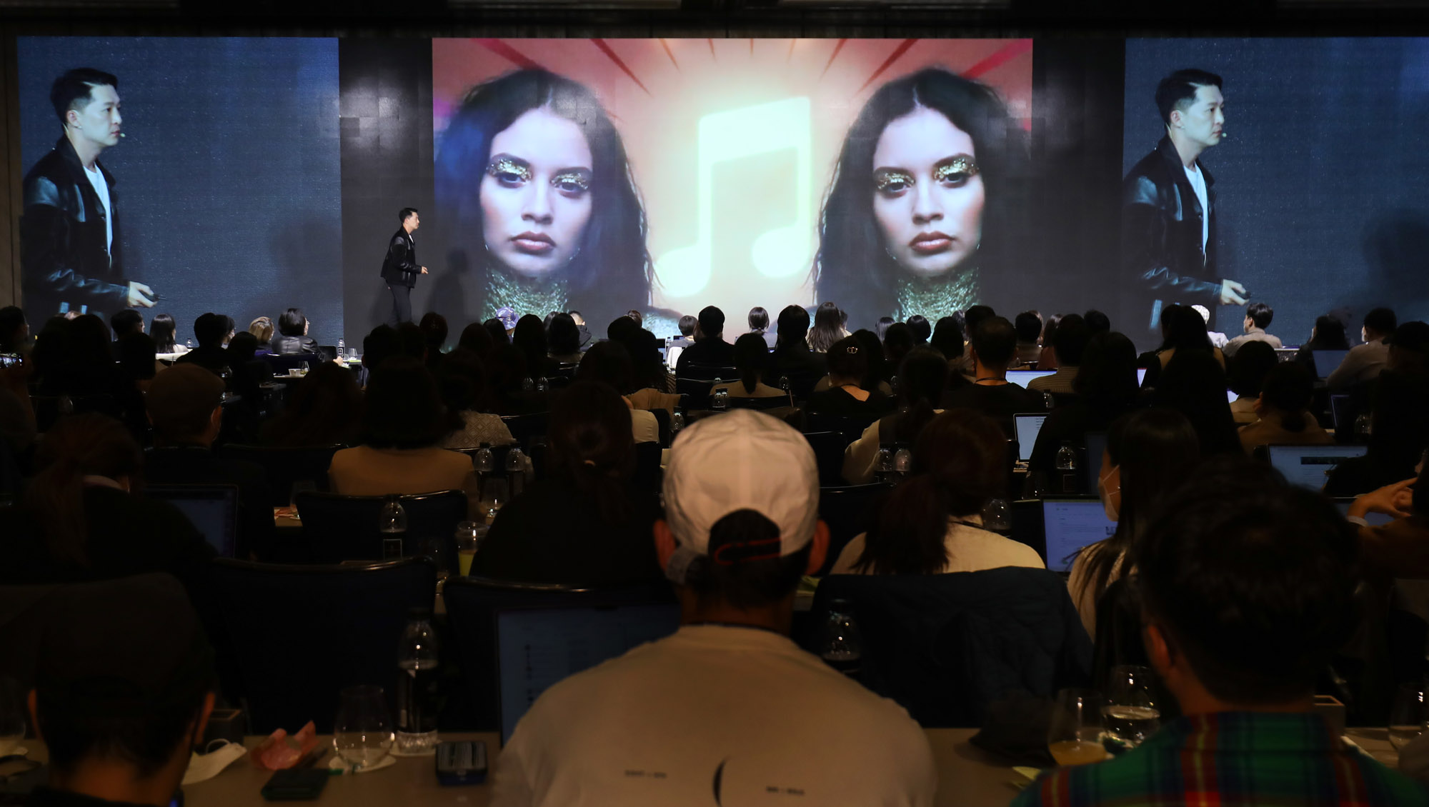 비즈한국;비즈한국컨퍼런스;브랜드비즈2022;심준용;심준용카카오스타일