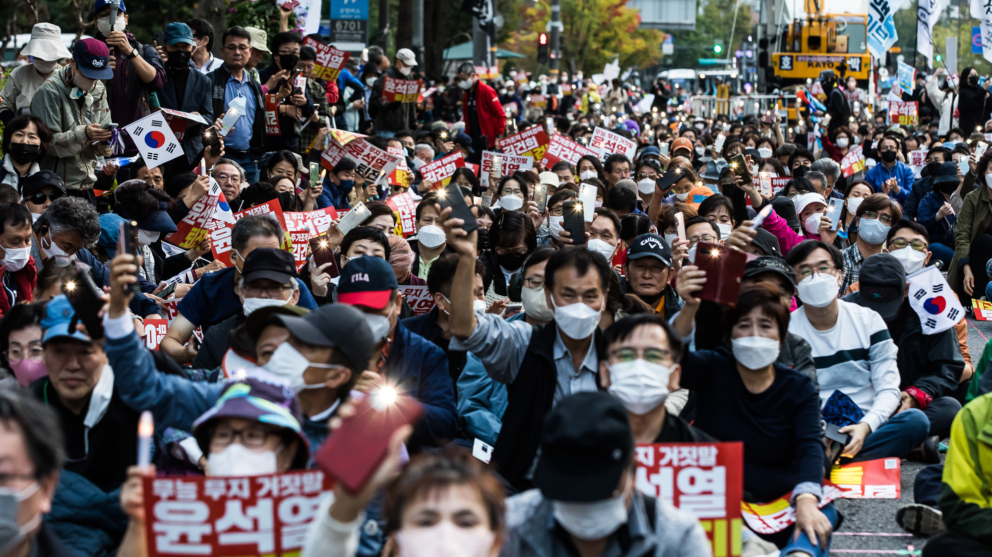 사회;집회;시위;촛불집회;윤석열퇴진촛불집회;윤석열 대통령 퇴진·김건희 여사 특검 촉구 10차;윤석열김건희퇴진집회;윤석열규탄
