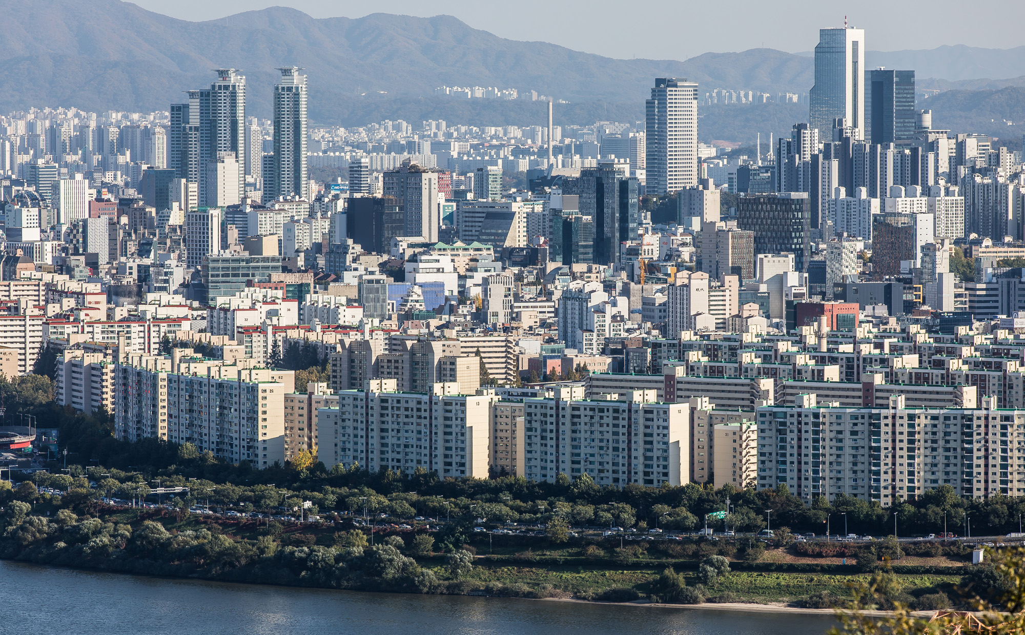 경제;부동산;아파트;서울아파트;강남아파트단지;깡통전세;집값하락;실거래전세가율;부동산폭락