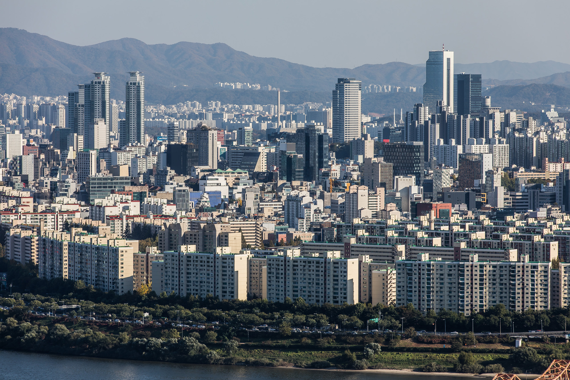 경제;부동산;아파트;서울아파트;강남아파트단지;깡통전세;집값하락;실거래전세가율;부동산폭락