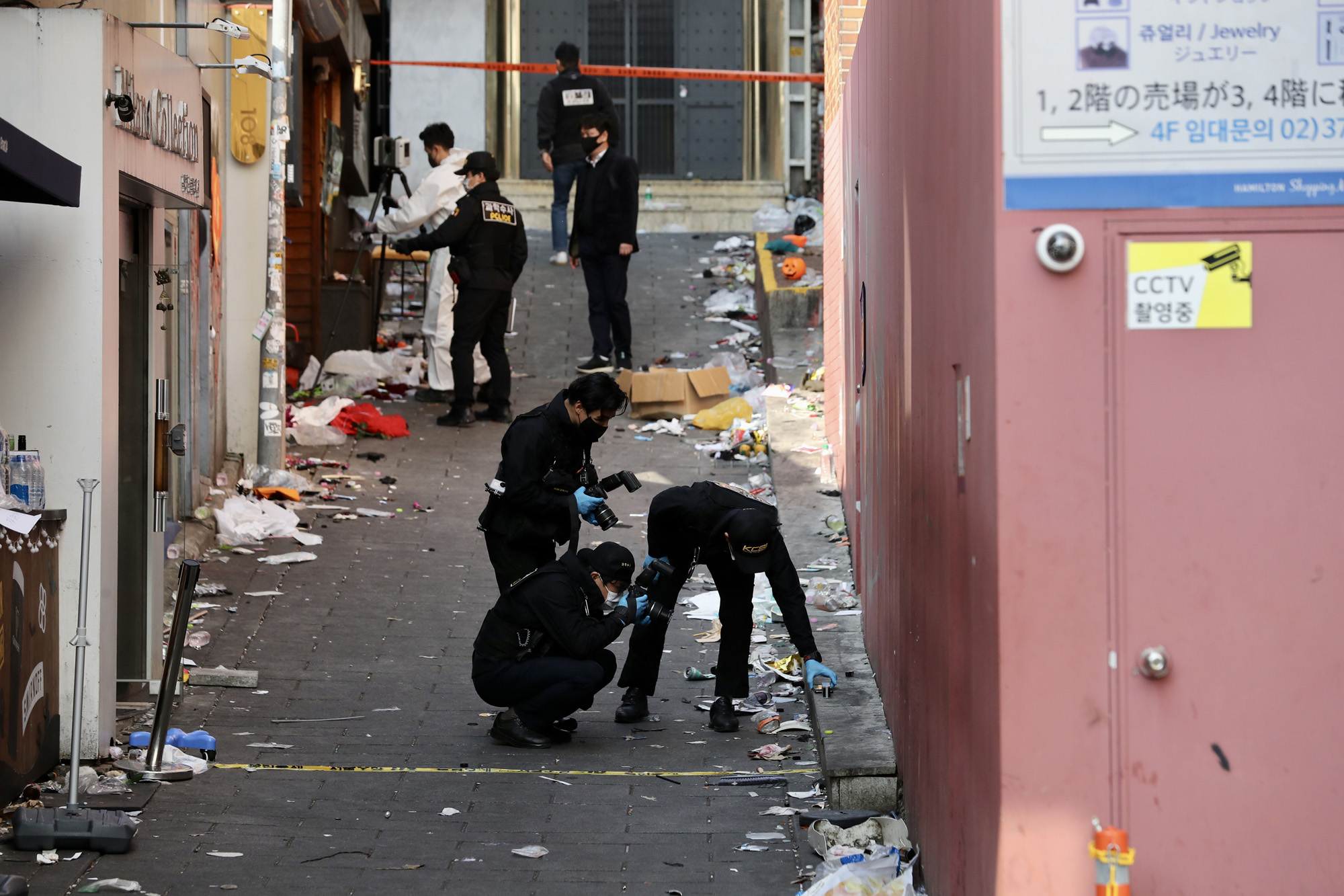 사회;사건사고;사망사고;핼러윈인파압사사고;할로윈인파압사사고;이태원인파압사사고;이태원참사현장감식;이태원참사;이태원과학수사대현장감식