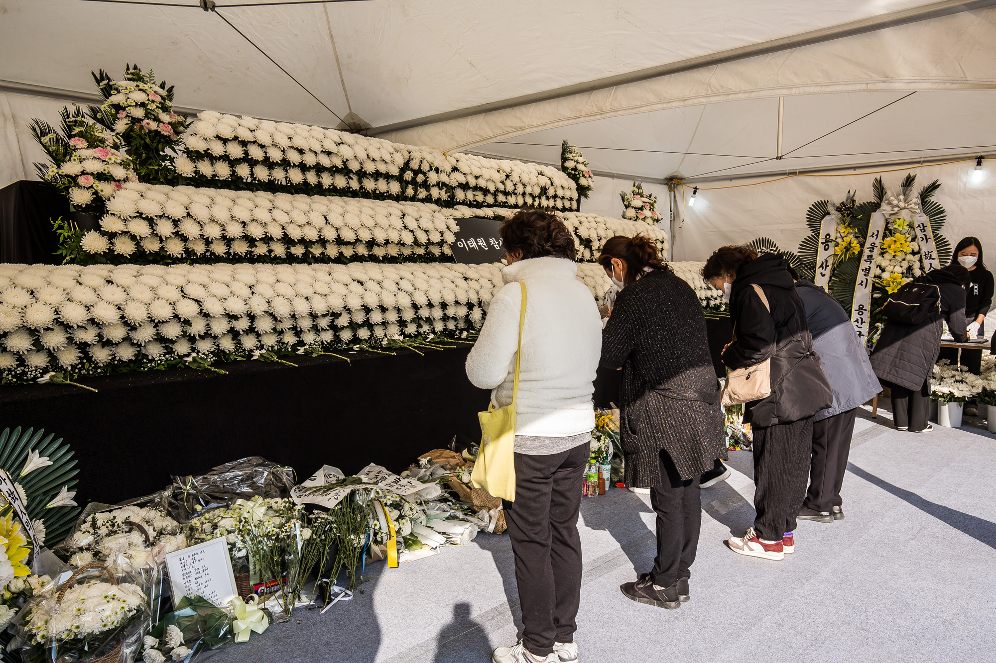 사회;사건사고;사망사고;핼러윈인파압사사고;할로윈인파압사사고;이태원인파압사사고;이태원참사추모공간;이태원참사;녹사평역합동분향소