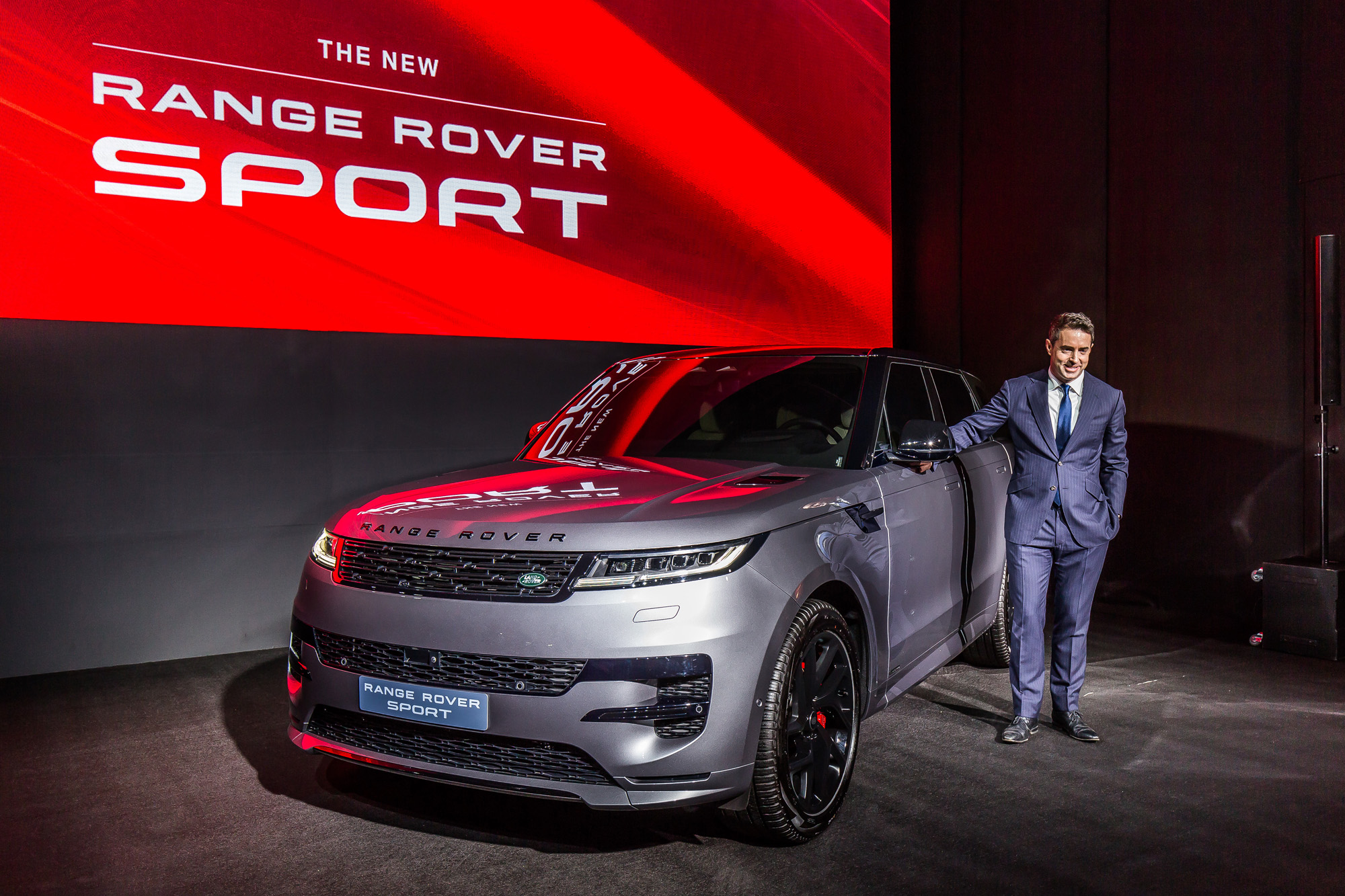 경제;자동차;신차;외제차;랜드로버;레인지로버;올뉴레인지로버스포츠;로빈콜건;재규어랜드로버코리아