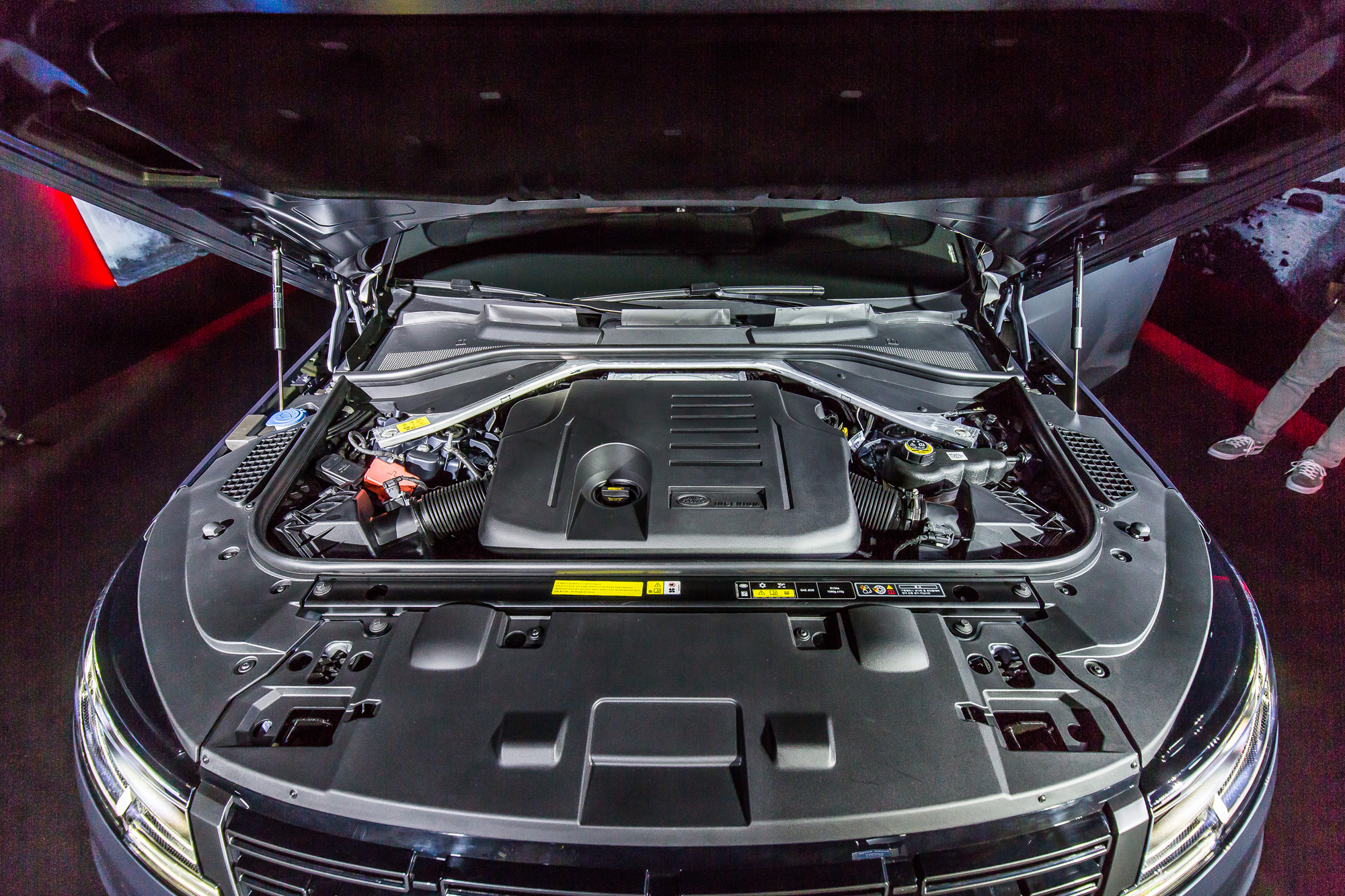 경제;자동차;신차;외제차;랜드로버;레인지로버;올뉴레인지로버스포츠;로빈콜건;재규어랜드로버코리아