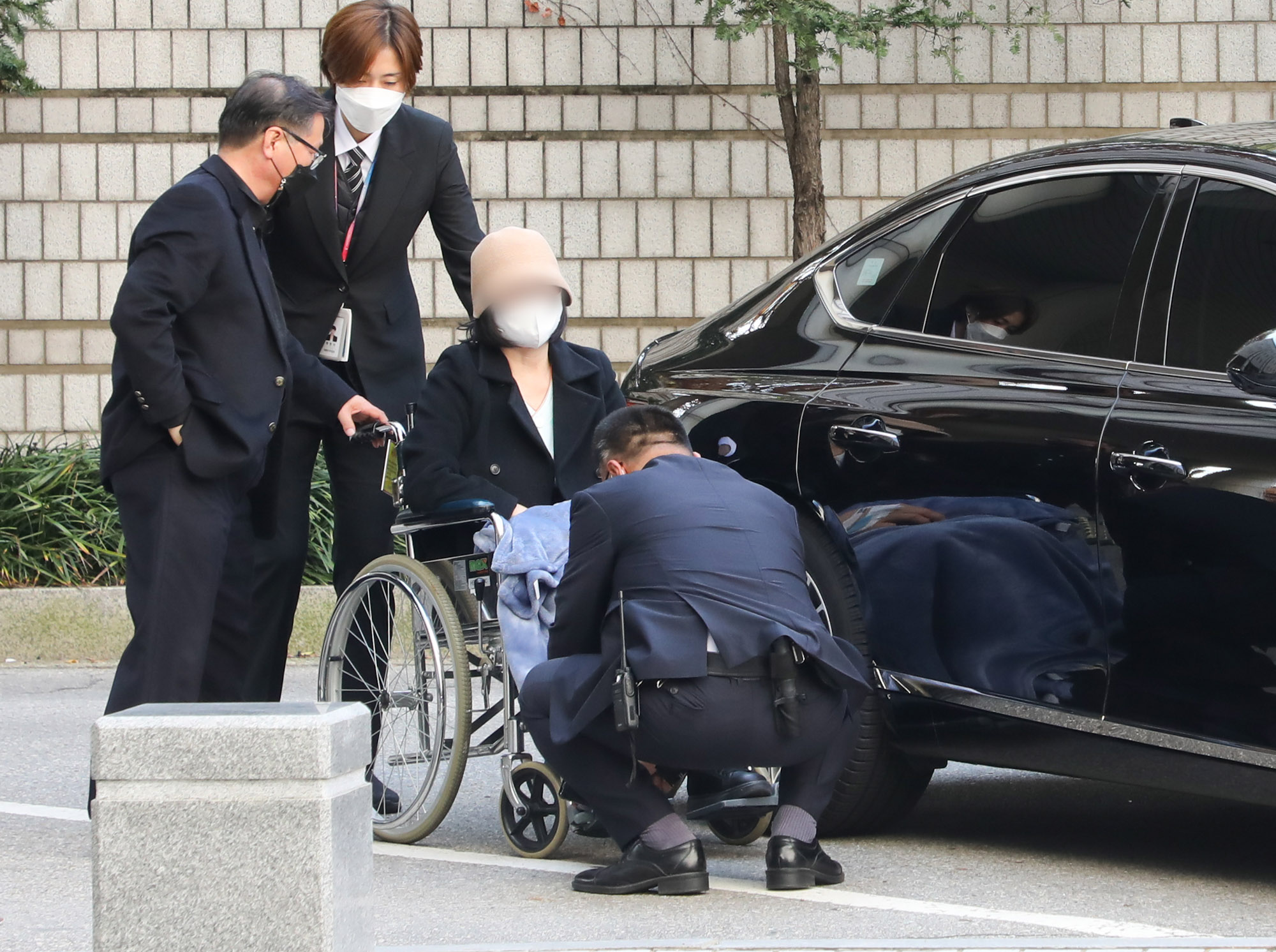 정경심;정경심조국;정경심재판;정경심구형;정경심법원;정경심휠체어
