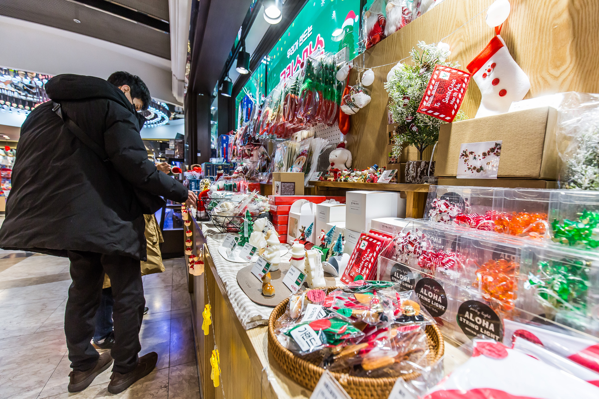 사회;세태;계절;겨울;크라스마스;성탄절;크리스마스준비;크리스마스용품