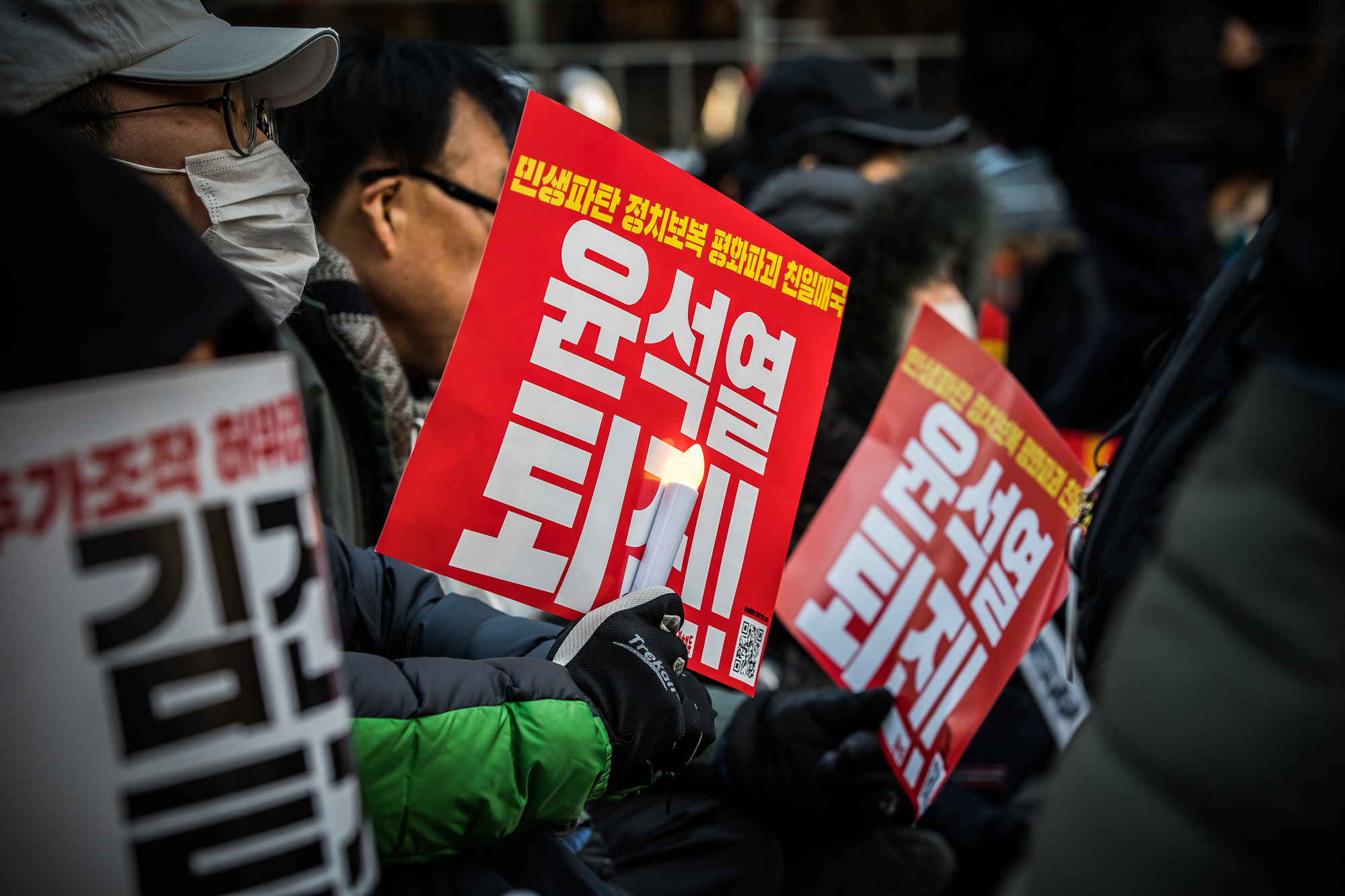사회;집회;시위;촛불집회;윤석열퇴진촛불집회;윤석열 대통령 퇴진·김건희 여사 특검 촉구 18차;윤석열김건희퇴진집회;윤석열규탄;윤석열 대통령 퇴진·김건희 여사 특검 촉구 18차