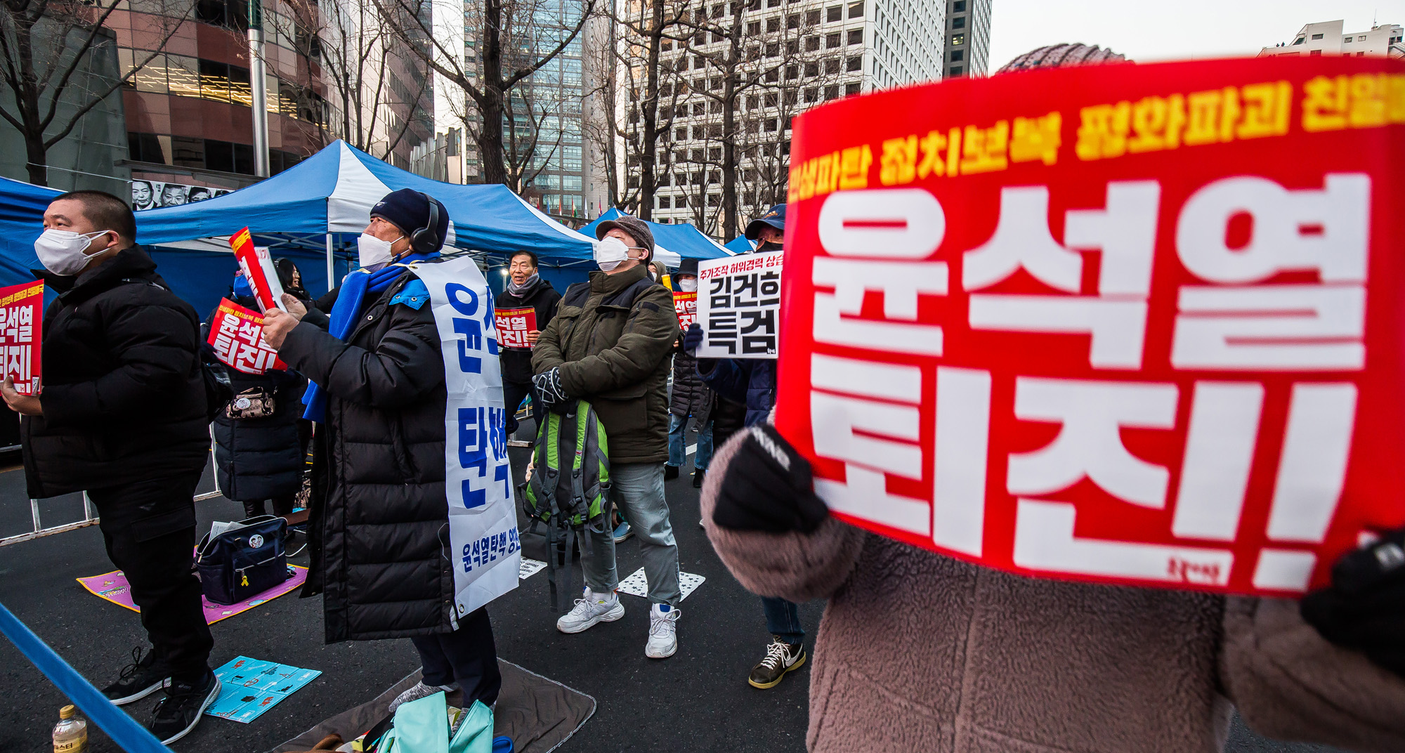 사회;집회;시위;촛불집회;윤석열퇴진촛불집회;윤석열 대통령 퇴진·김건희 여사 특검 촉구 18차;윤석열김건희퇴진집회;윤석열규탄;윤석열 대통령 퇴진·김건희 여사 특검 촉구 18차