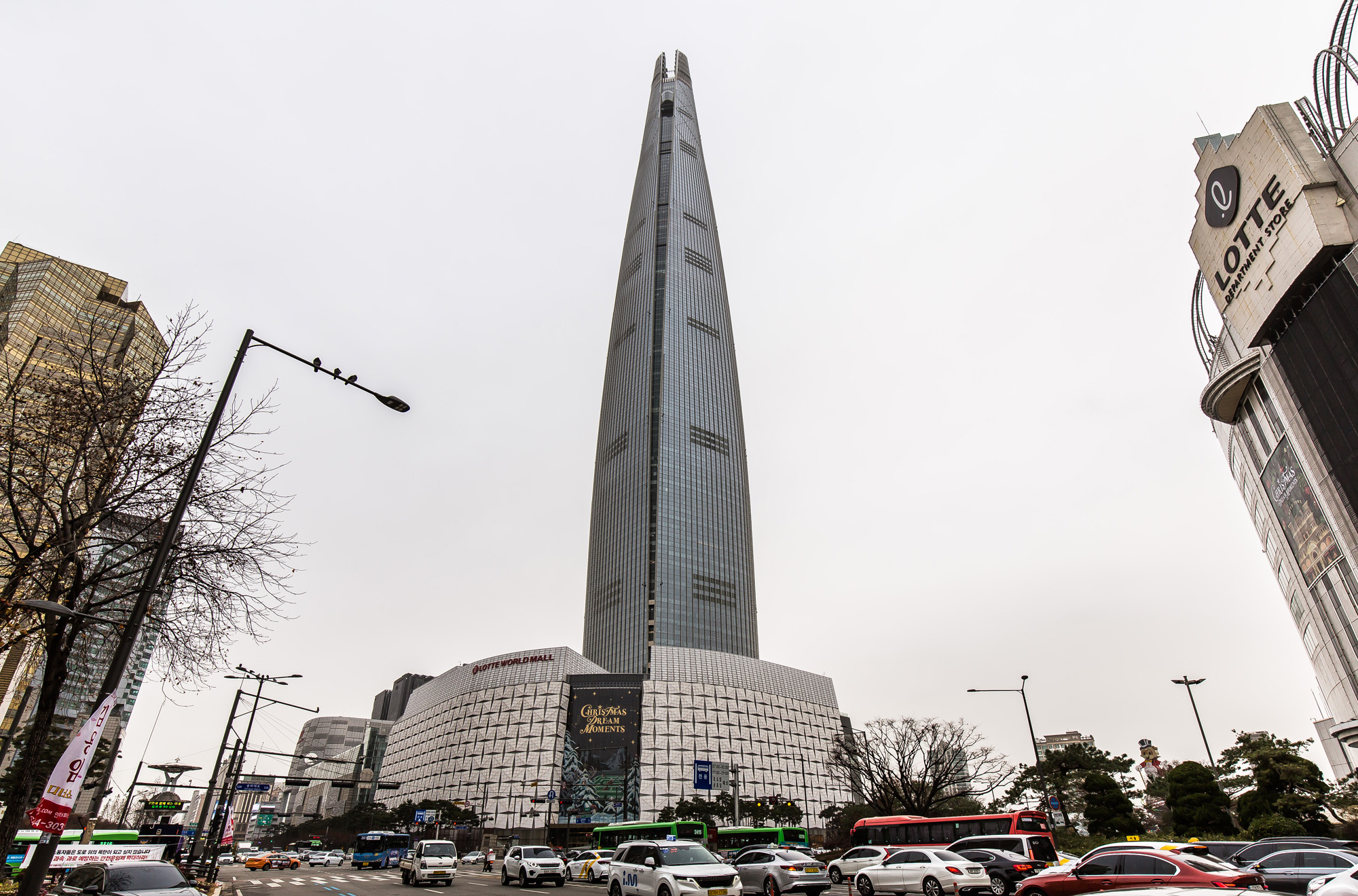 경제;빗썸브로커;롯데월드타워;가상화폐;암호화폐;코인거래소;빗썸;가상화폐거래소