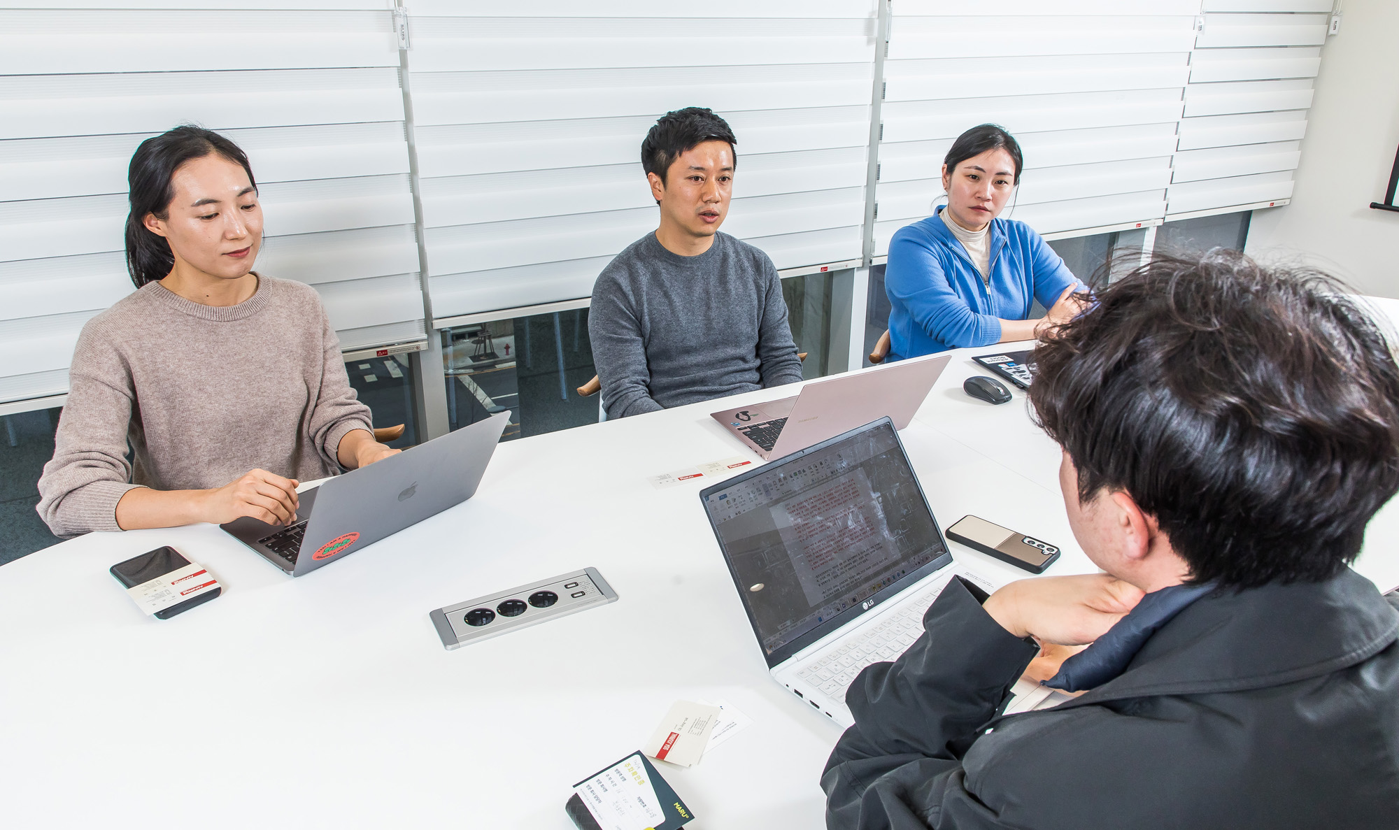 경제;기업;스타트업;기술중심엑셀러레이터;블루포인트파트너스;스타트업기업발굴지원기업;박은애;이인성;이미영;인구소멸;벤처기업;공동육아스타트업;육아돌봄서비스;디프런트도어즈;아워스팟