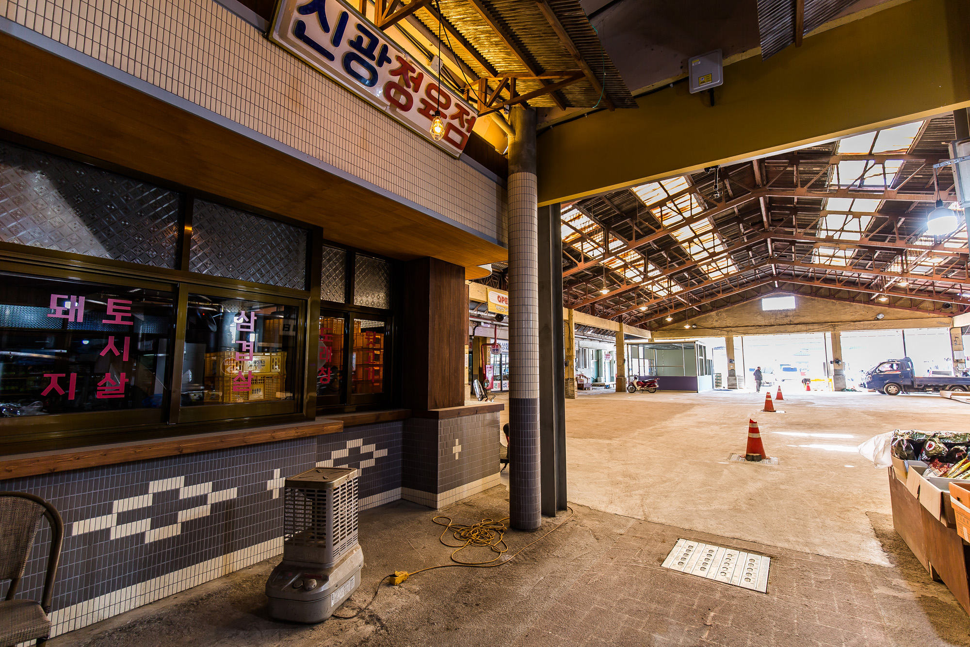 사회;세태;백종원;더본코리아;백종원대표;백종원시장이되다;충남예산시장;예산상설시장;지역경제활성화;백종원효과