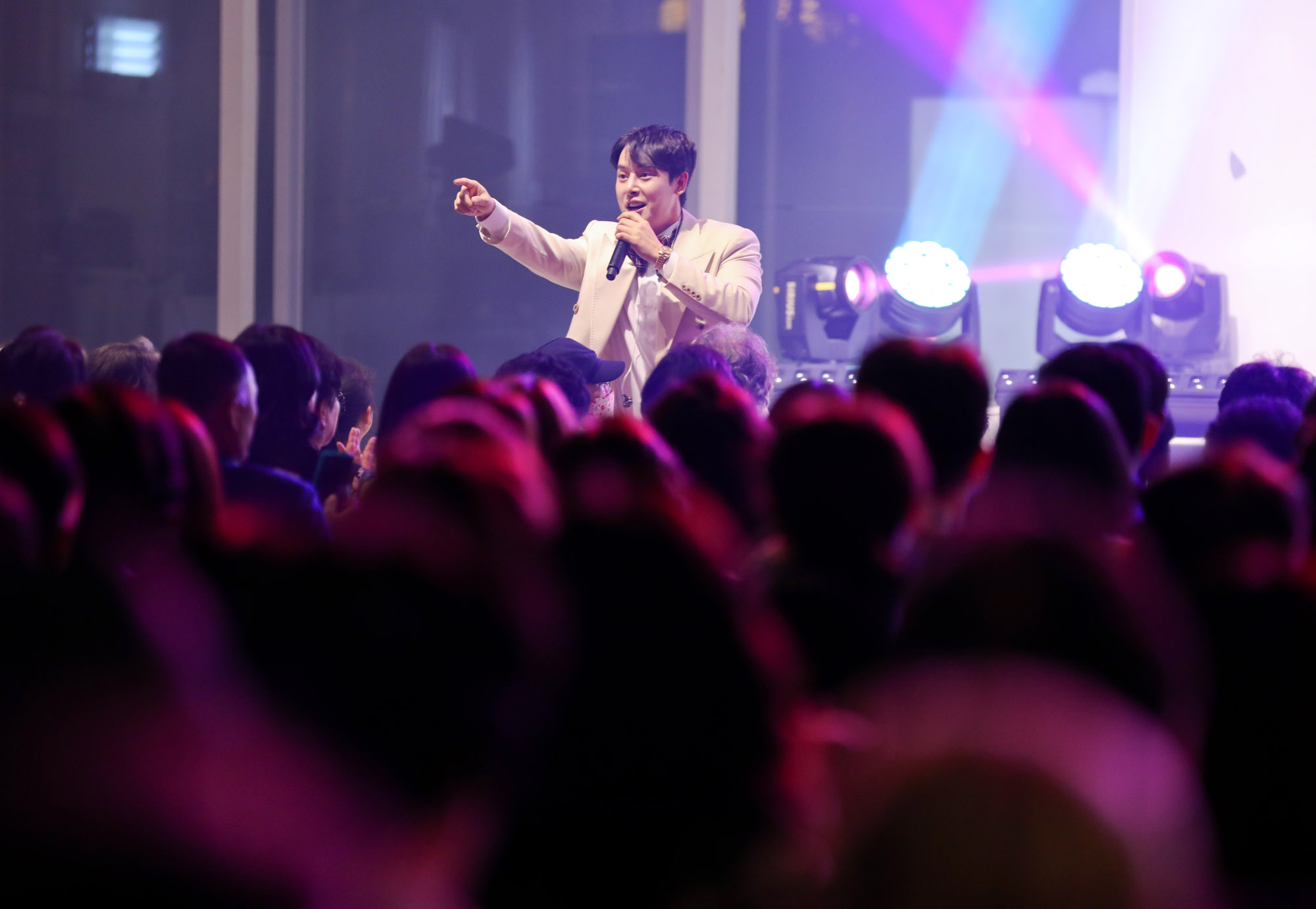 디너쇼;희망디녀쇼;일요신문주최;다시뛰는중소기업희망디너쇼