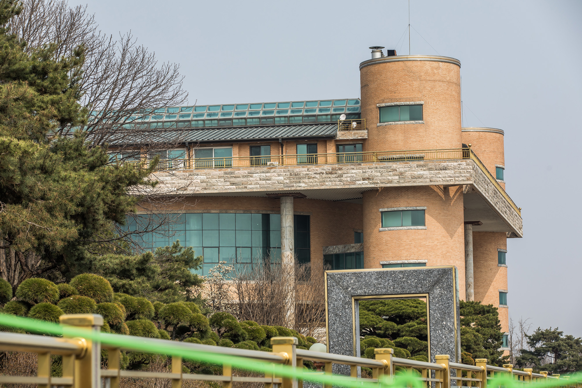 사회;사건사고;아가동산;나는신이다;김기순;협업마을형신흥종교;범죄단체;사이비종교;아가야;아가농장;신나라네이처팜;신나라네이쳐팜;신나라레코드;아가동산김기순