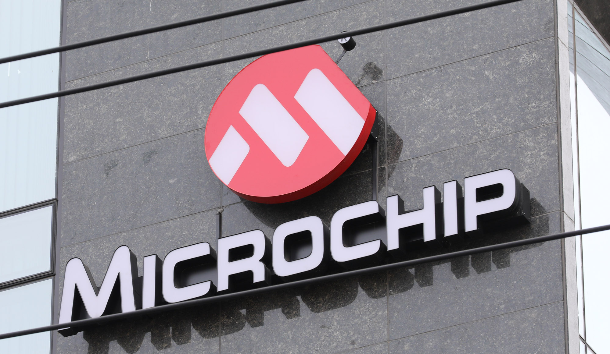 시공사;전두환재산;시공사서울사옥;시공사서초사옥;시공사옛땅;마이크로칩;얼반트리