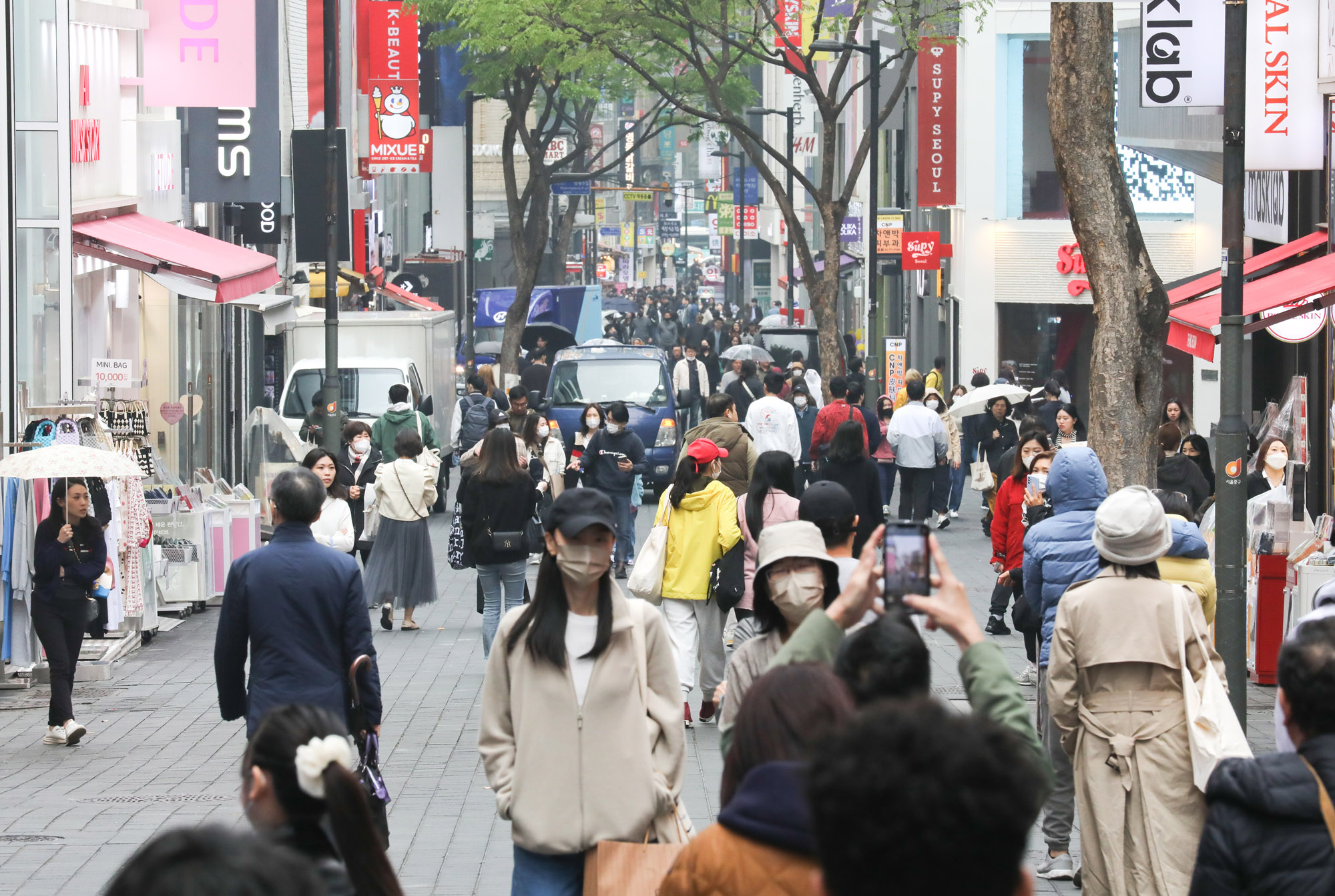 명동;명동상권;명동외국인