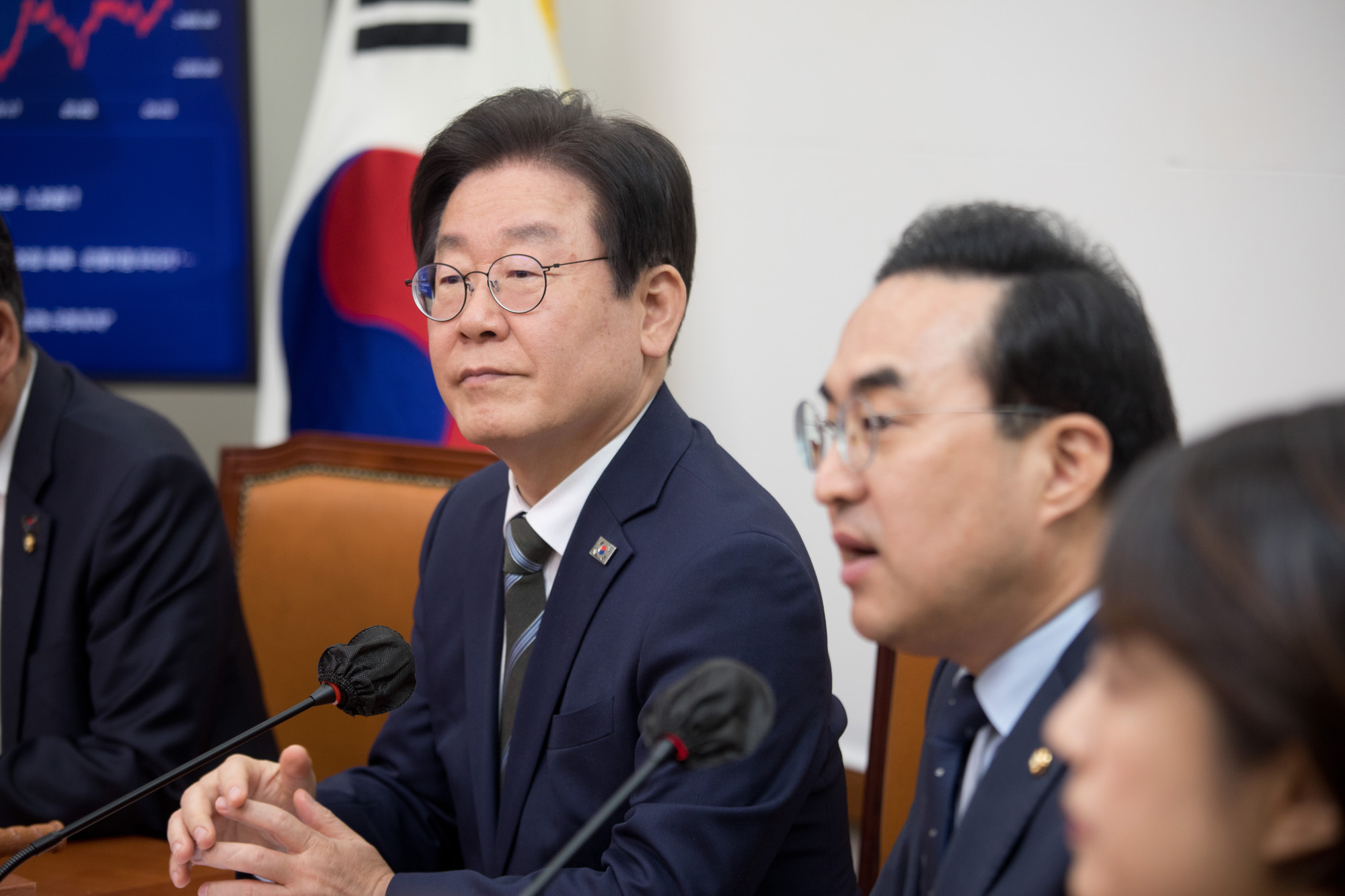 정치;더불어민주당;최고위원회의