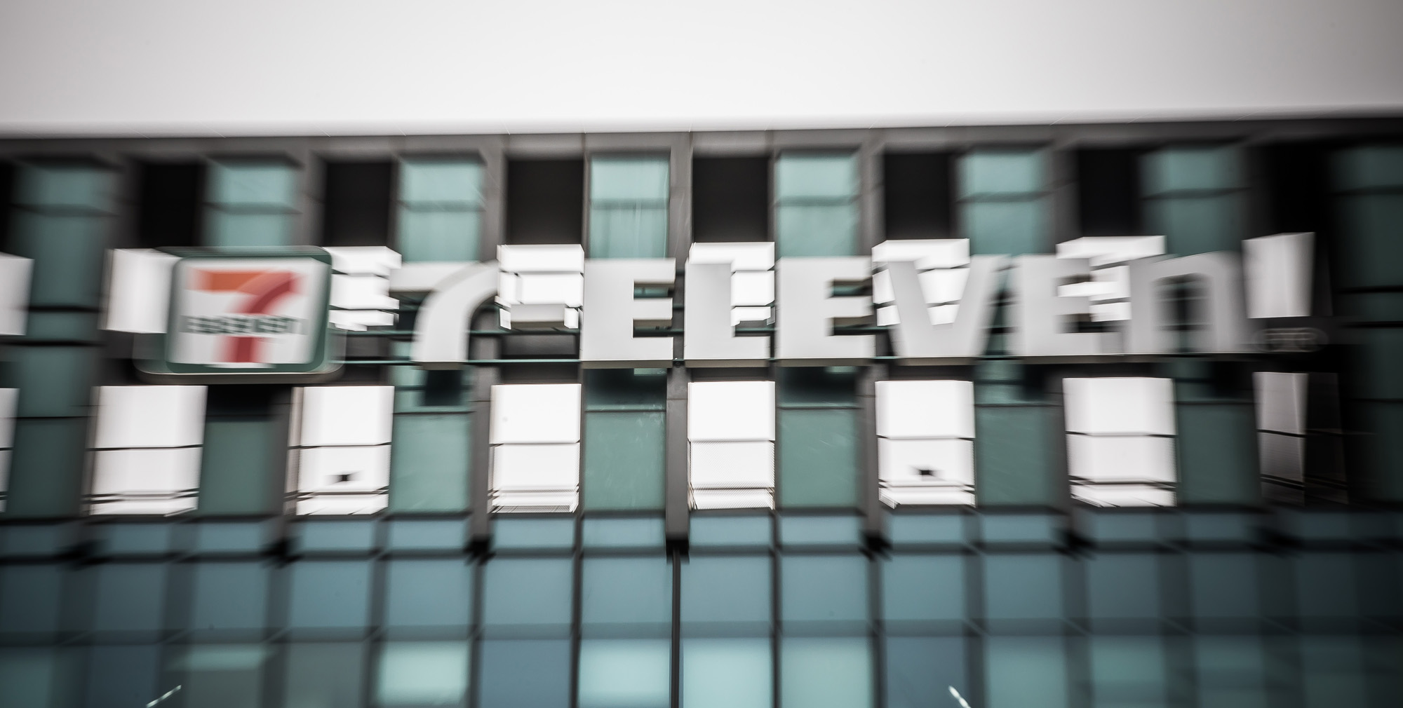 경제;건물;롯데;롯데쇼핑;시그니쳐타워;세븐일레븐;7-Eleven;편의점;외국계편의점;일본편의점;세븐&아이홀딩스