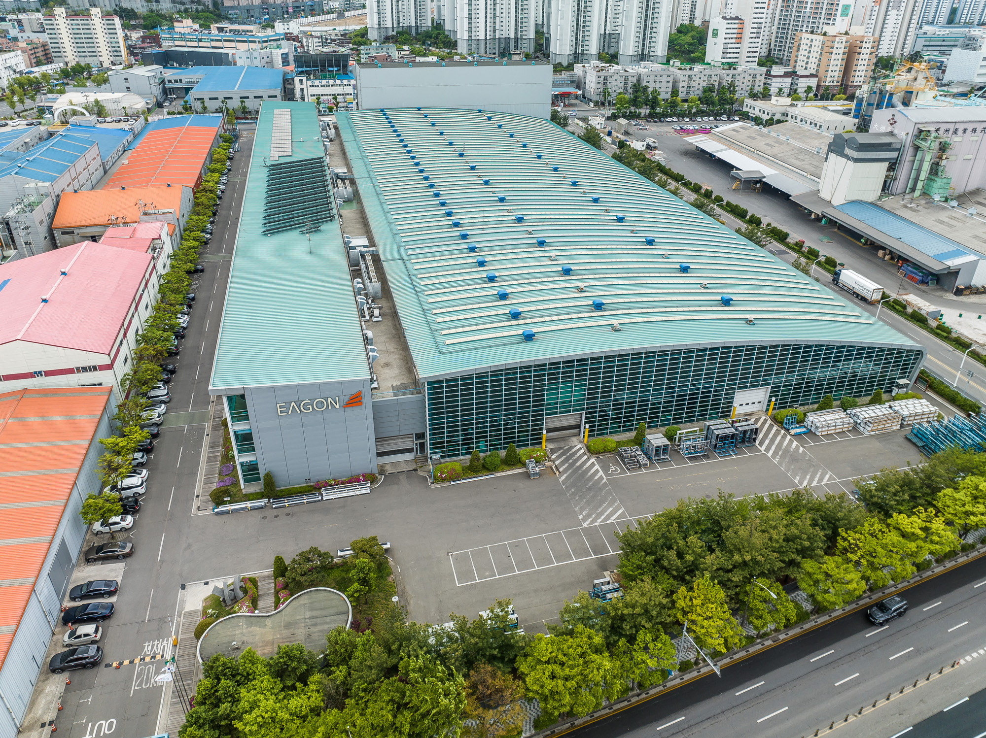 경제;기업;알루미늄창호;이건창호;자재회사;EAGON;제조업;이건홀딩스