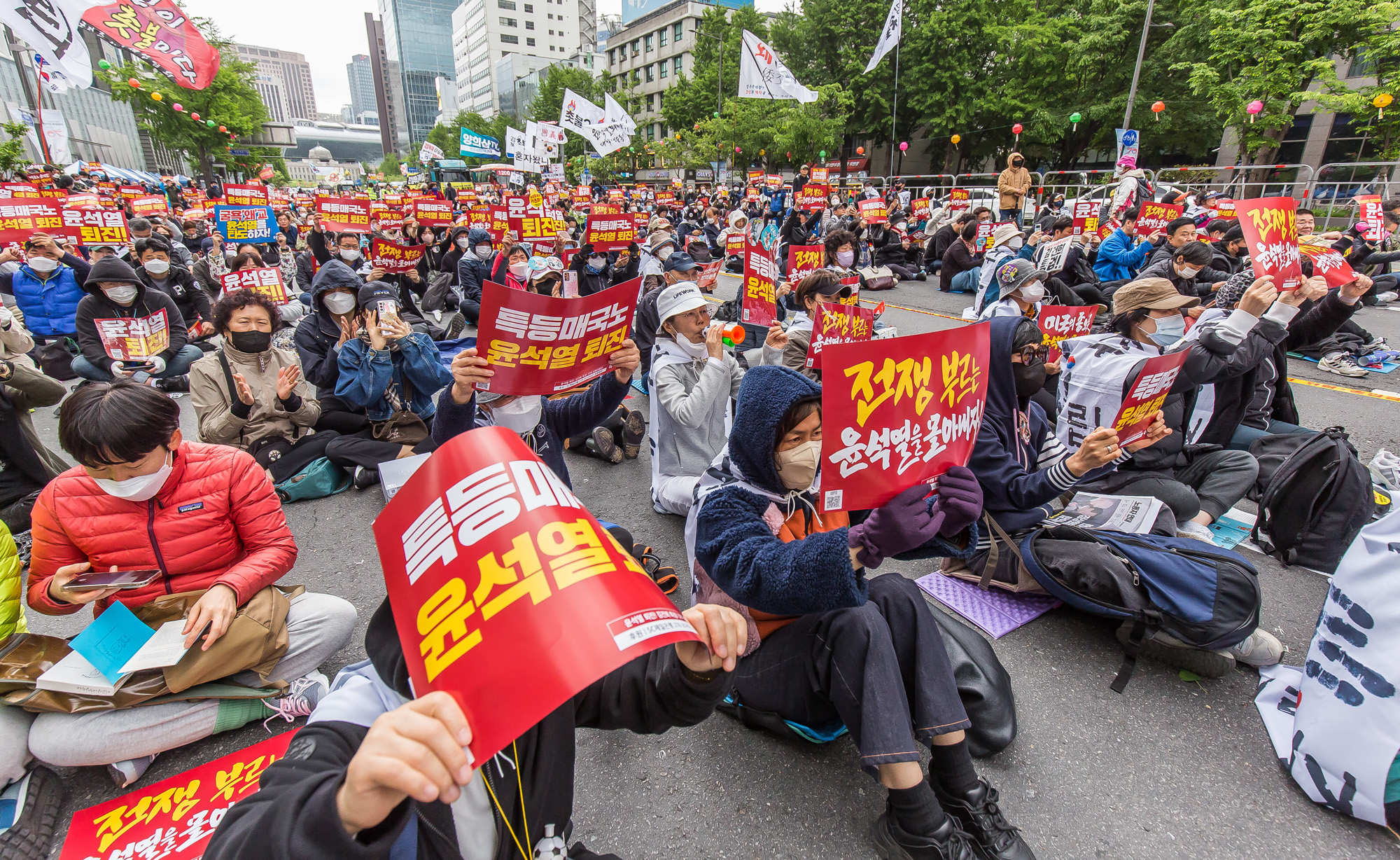 사회;집회;시위;촛불행동;촛불집회;윤석열규탄집회;37차촛불대행진;김건희특검집회;윤석열퇴진집회