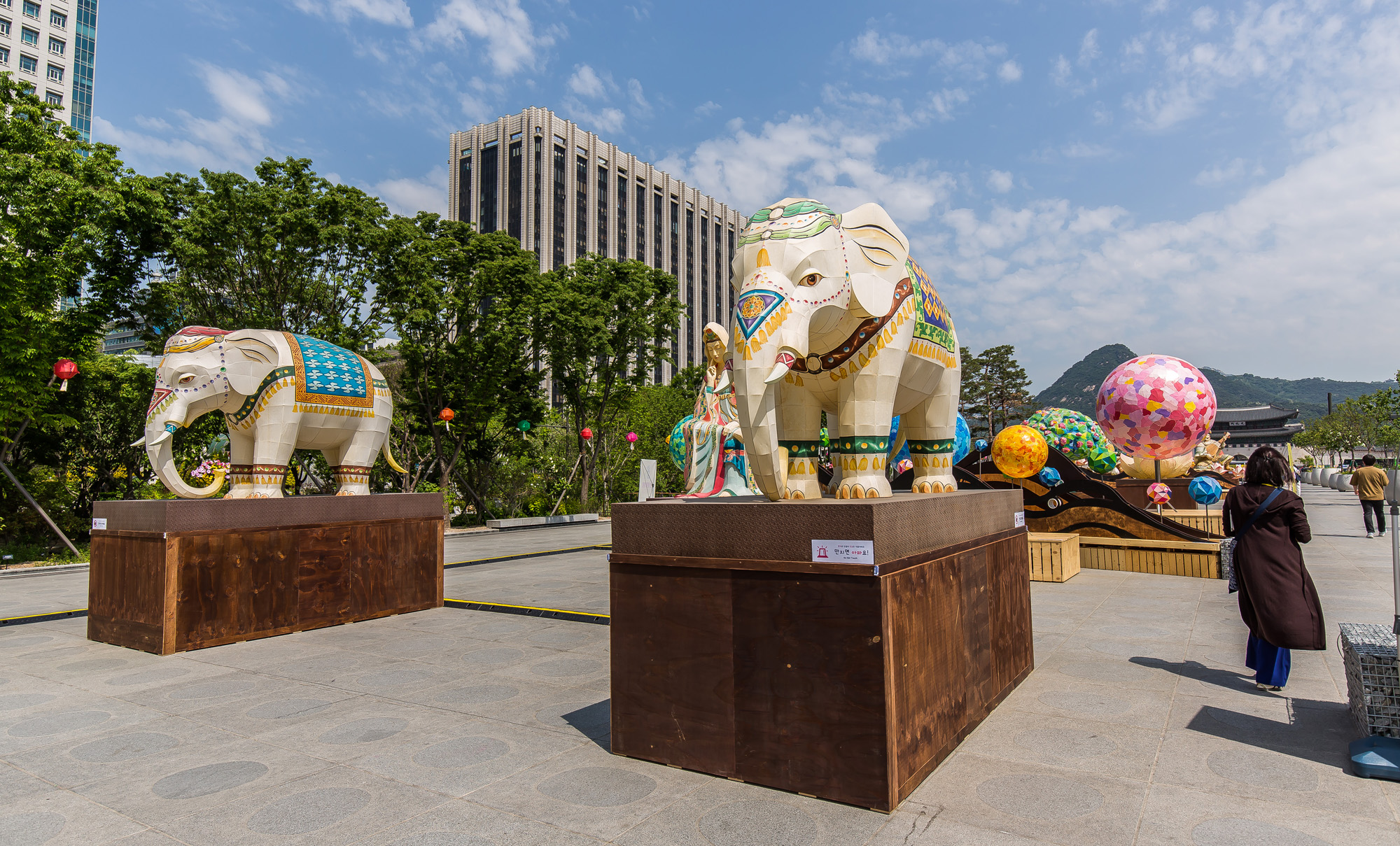 사회;문화;전통등전시회;광화문광장;부처님오신날;석가탄신일;연등;연등축제