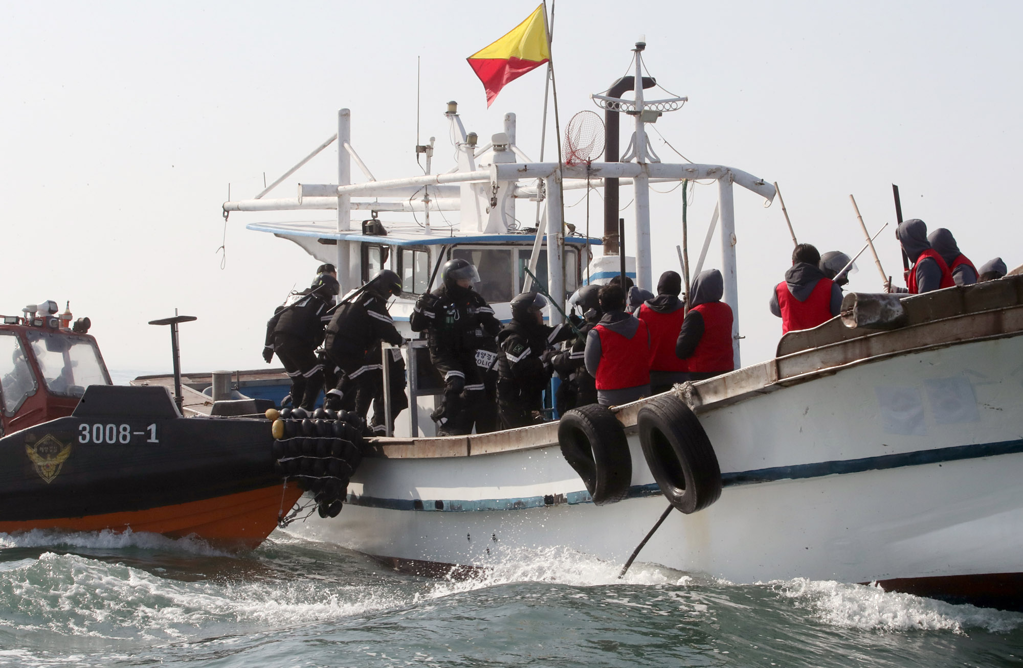 불법조선어업;서해5도;서해특별경비단;서해5도경비단;어업단속훈련;해양경찰