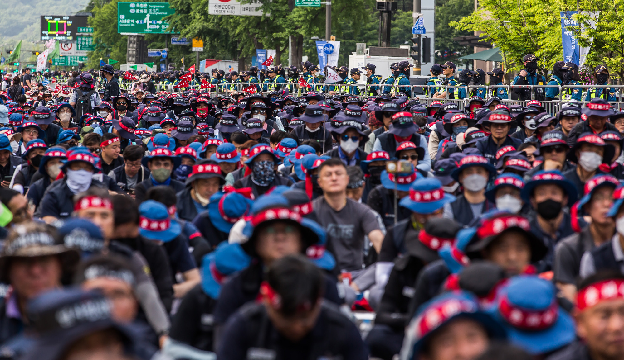 집회;시위;민주노총;민주노총총력투쟁대회;경찰과잉진압;경찰캡사이신