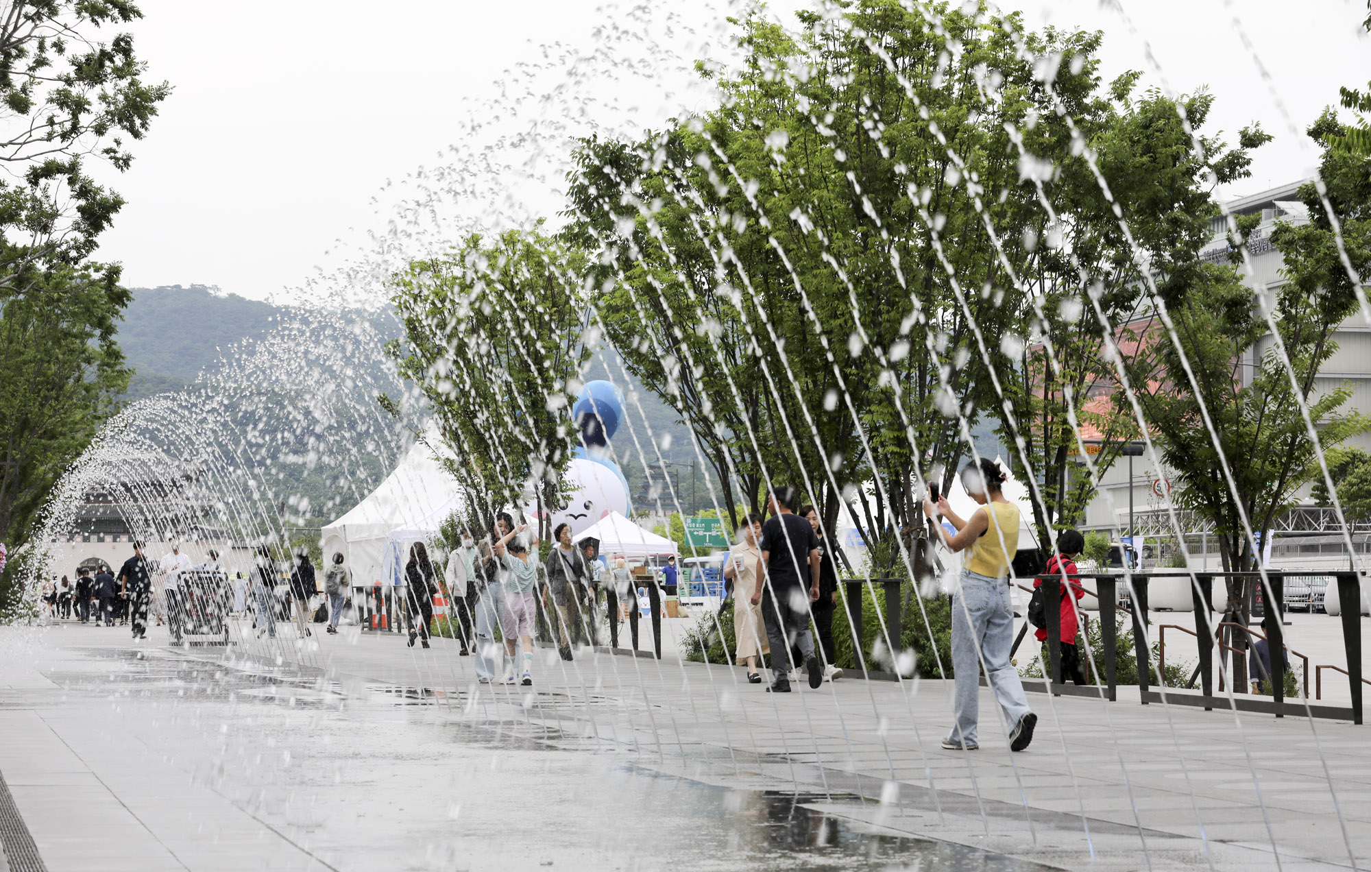 더위;분수;광화문;광화문광장