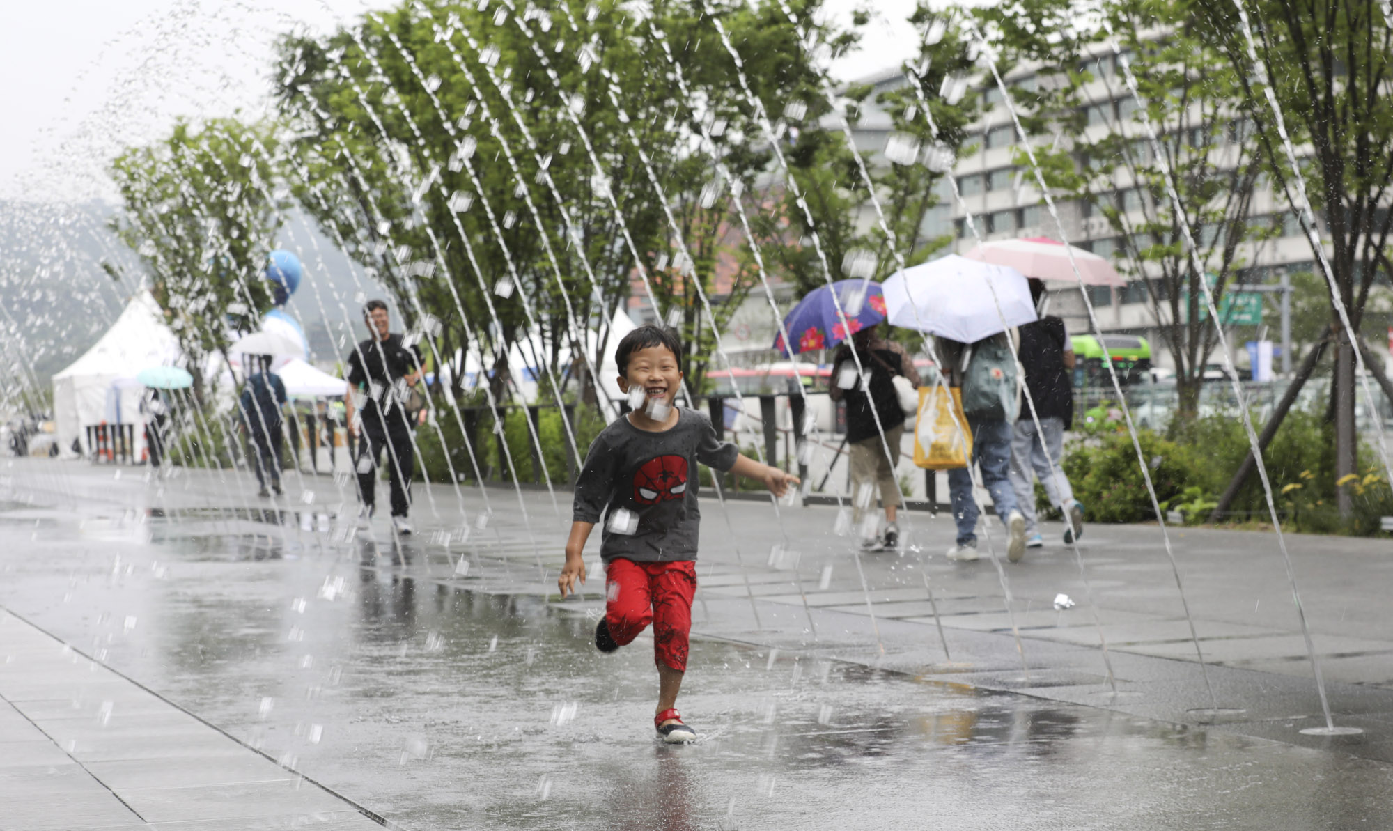 더위;분수;광화문;광화문광장