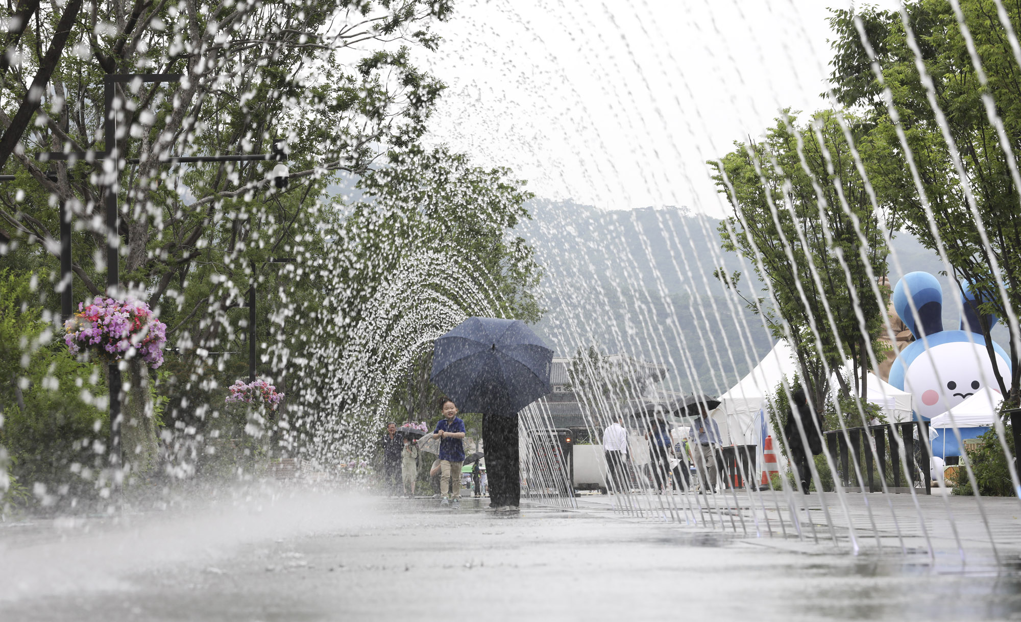 더위;분수;광화문;광화문광장