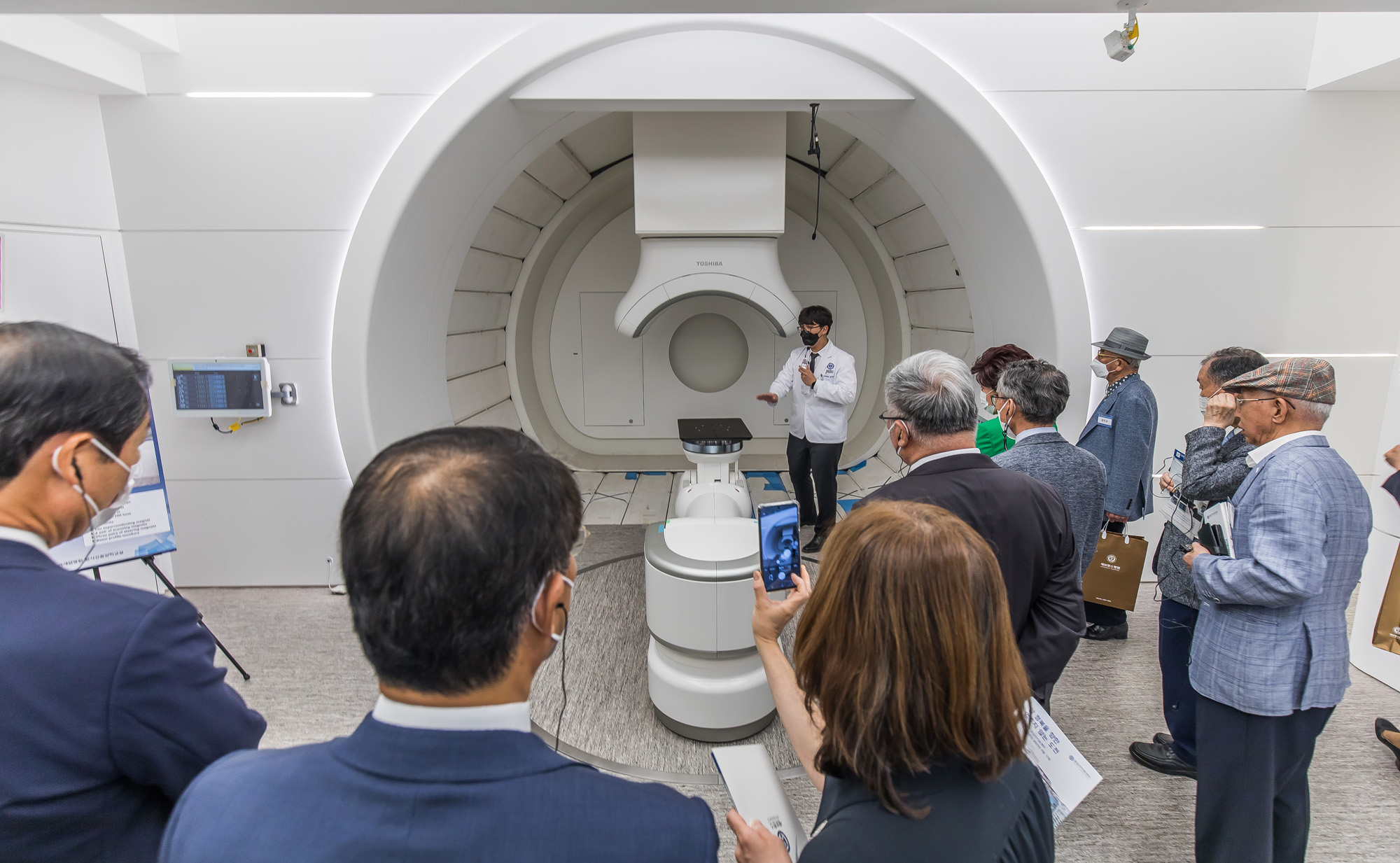 건강;의료;의학;연세암병원;연세세브란스병원;신촌세브란스병원;중입자치료센터;연세암병원중입자치료센터개소식;갠트리치료실;고정빔치료실