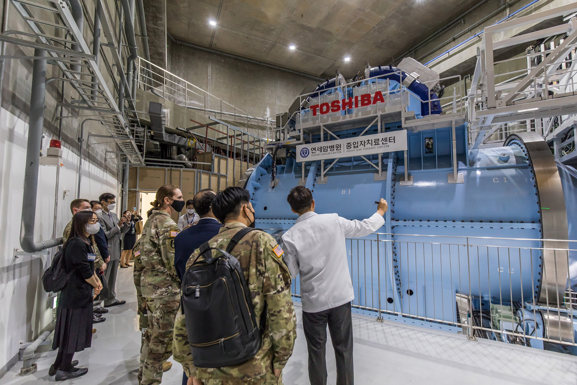 건강;의료;의학;연세암병원;연세세브란스병원;신촌세브란스병원;중입자치료센터;연세암병원중입자치료센터개소식;갠트리치료실;고정빔치료실