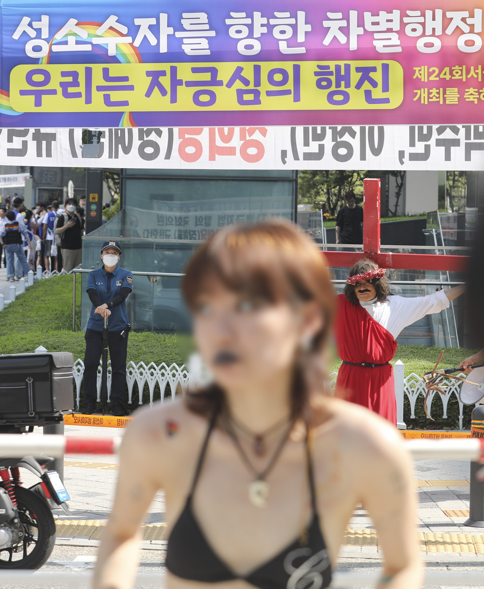 퀴어축제;퀴어퍼레이드;동성애;게이;레즈비언;동성부부;성소수자;트랜스젠더