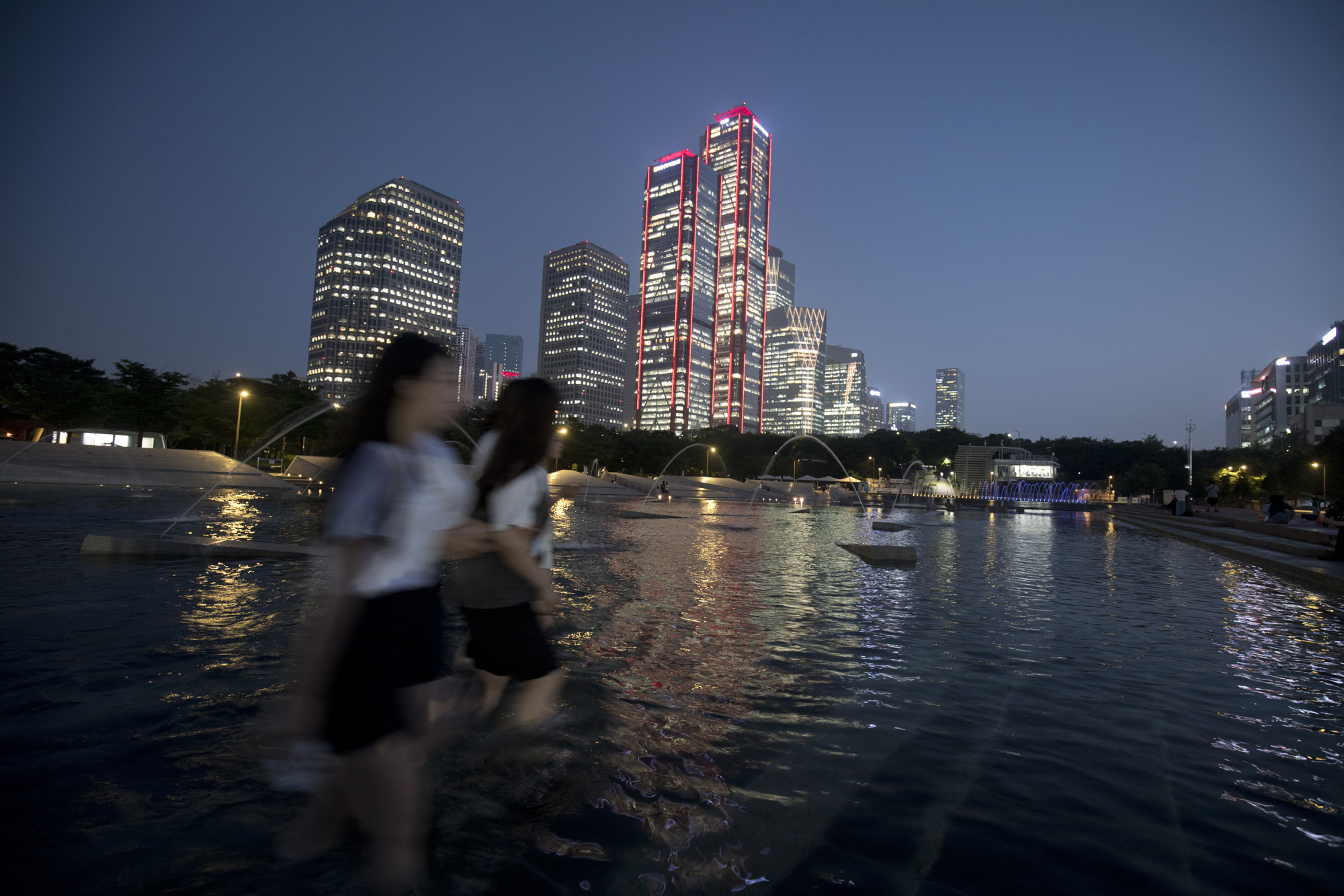 사회;세태;여름;무더위;물놀이;여의도;물빛공원