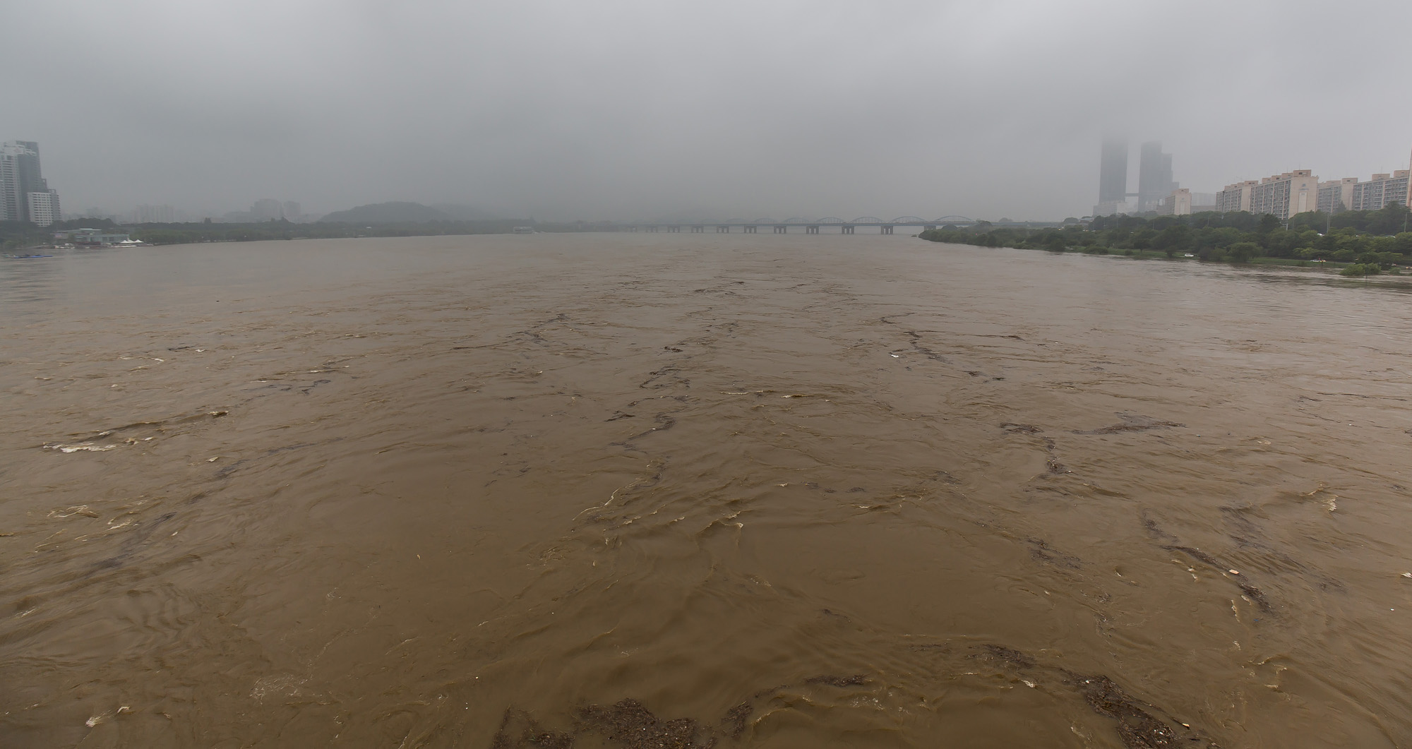 사회;세태;계절스케치;장마;집중호우;서울장마;서울집중호우;서울폭우;한강범람
