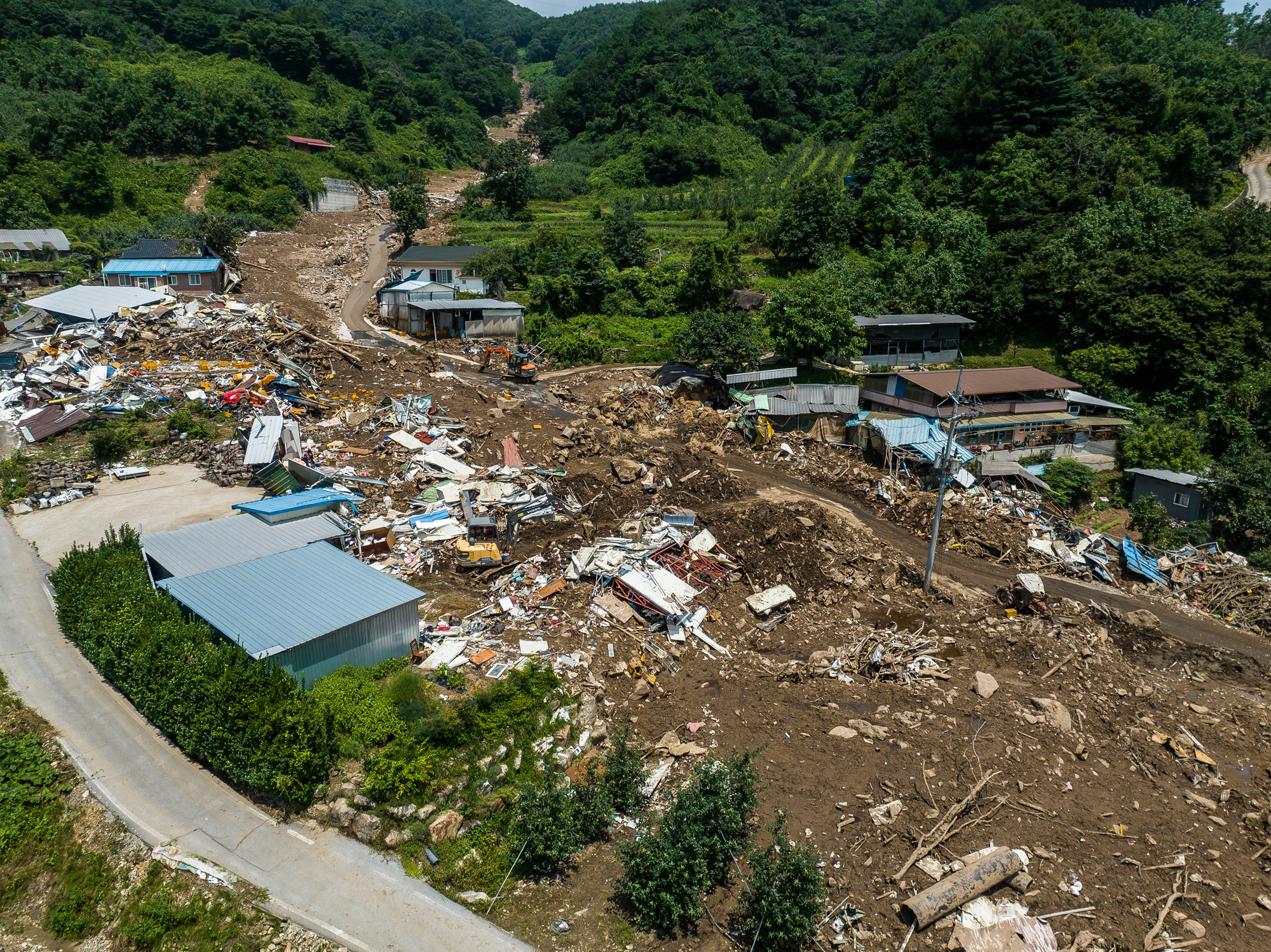 사회;사건사고;천재지변;산사태;폭우;장마;산사태피해스케치;경북예천군효자면산사태;예천군산사태;효자면산사태;인명사고