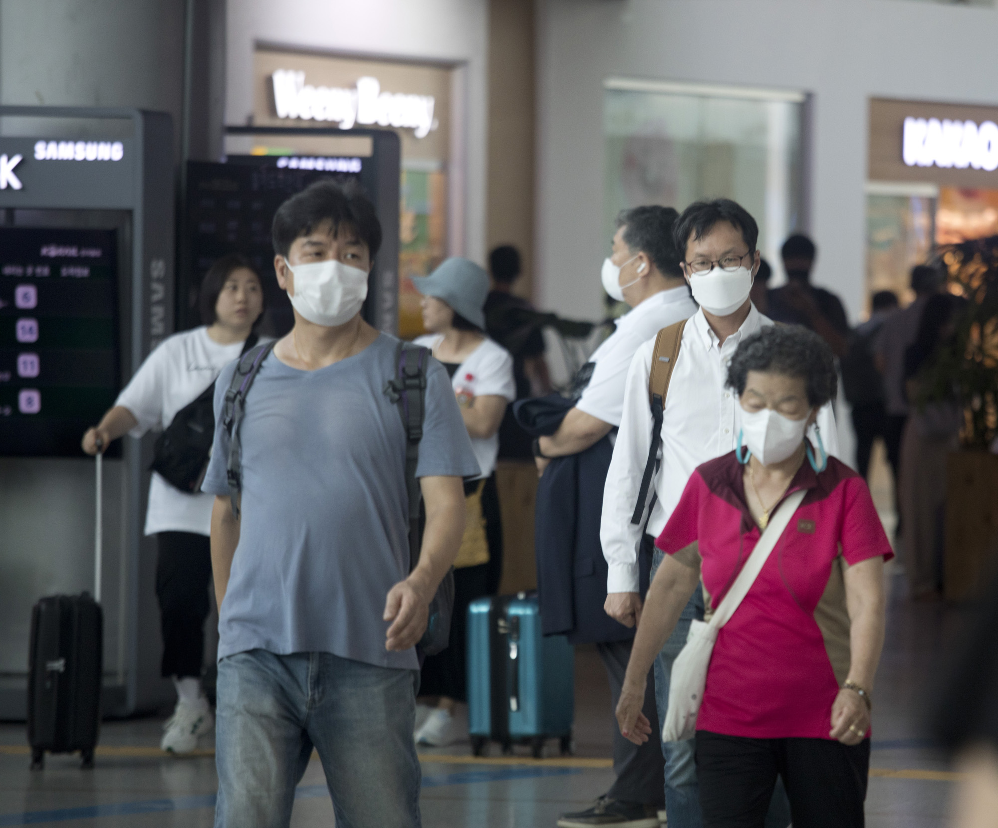 사회;세태;코로나19;서울역;출근길;마스크