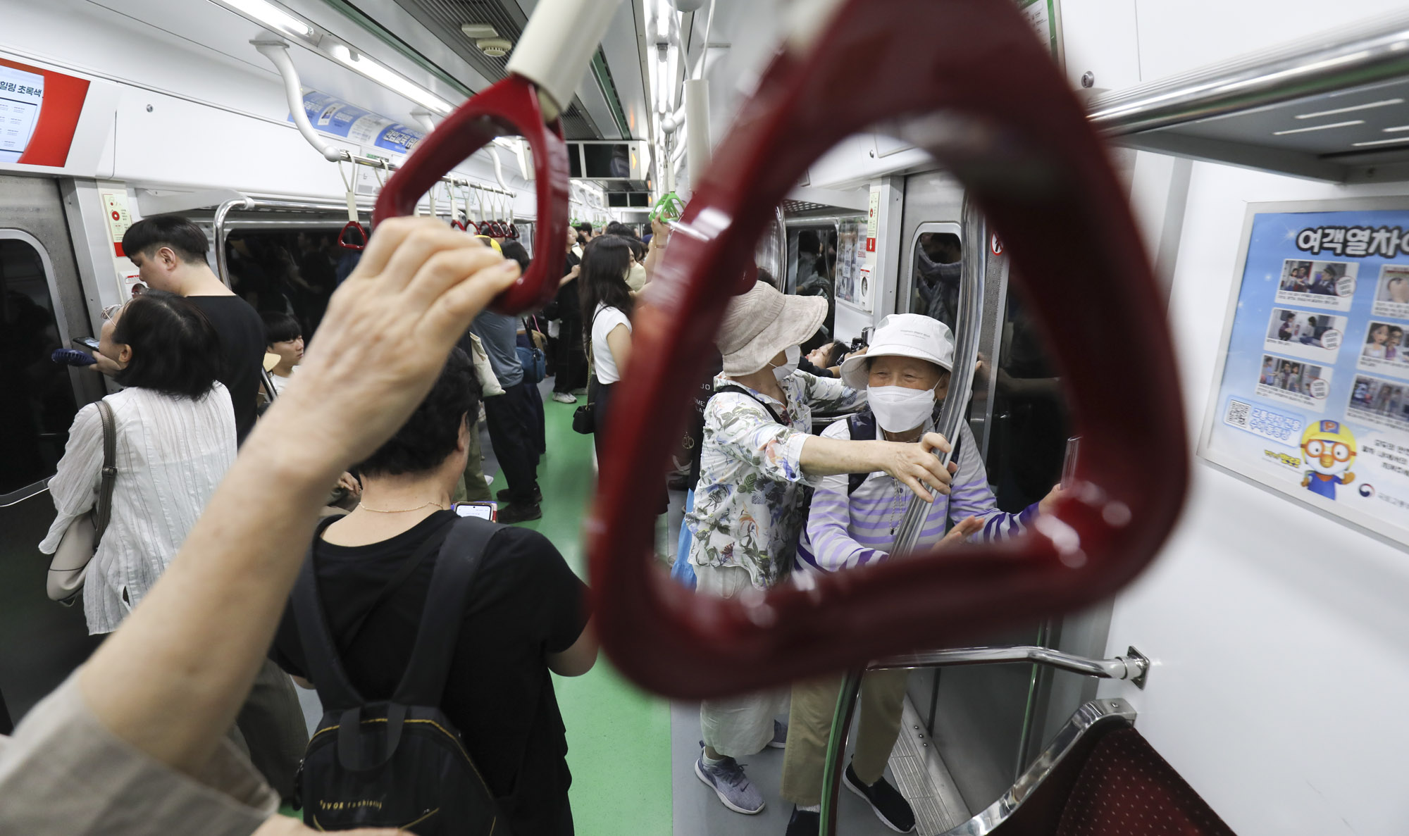 코로나19;코로나확산;코로나대중교통;코로나마스크