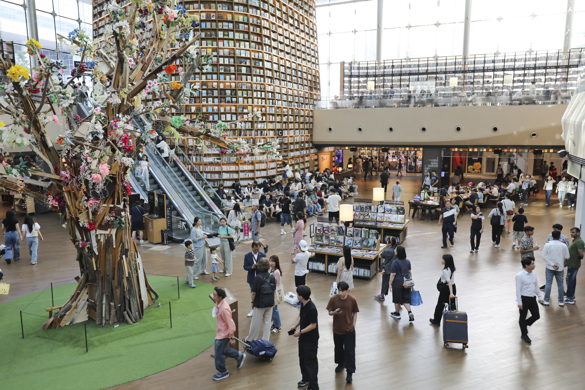 폭염;더위;코엑스;별마루도서관;에어컨;코엑스별마당;별마당도서관