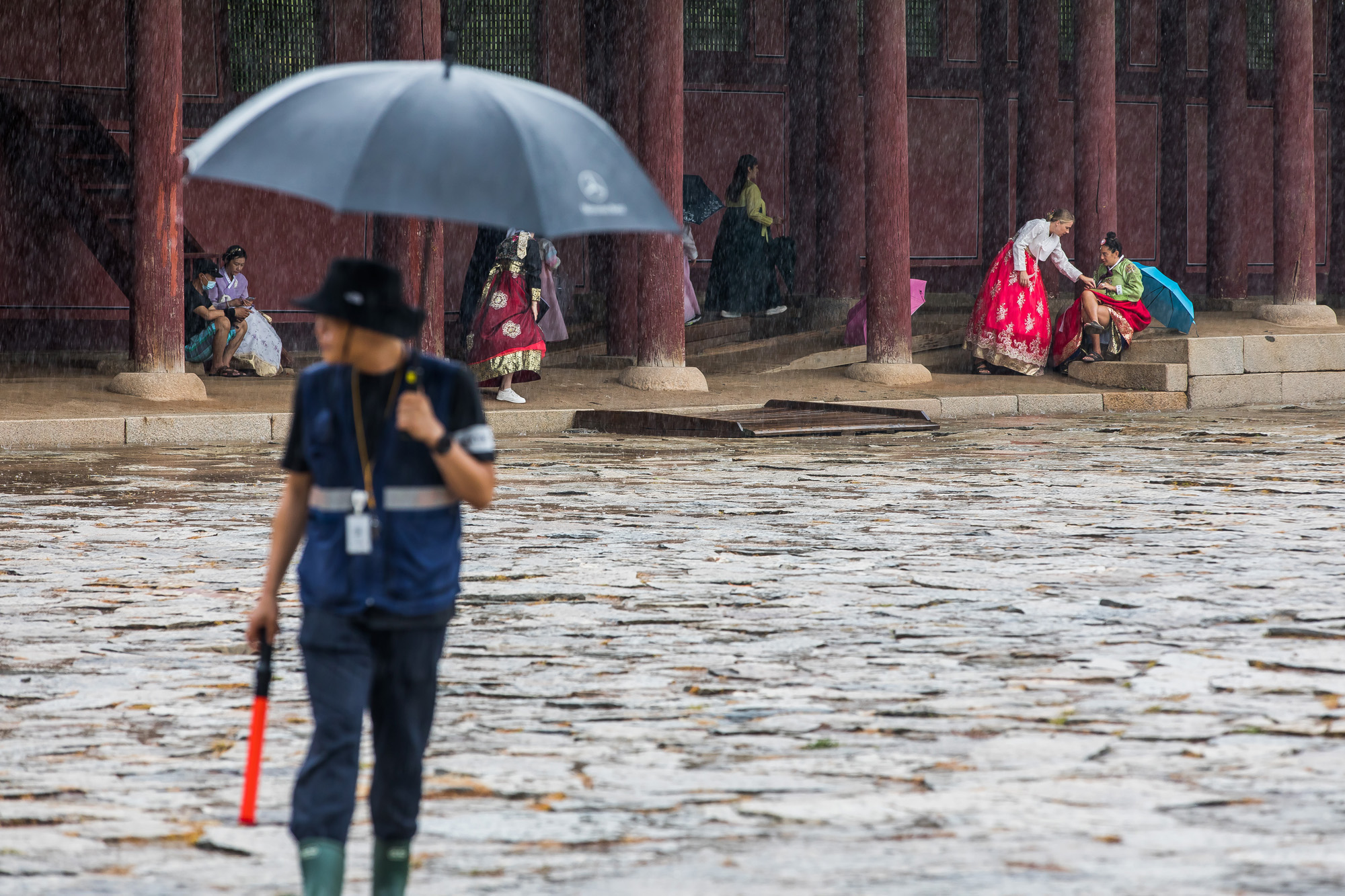사회;세태;민방위훈련;공습경보대피훈련;경복궁;경복궁외국인관광객