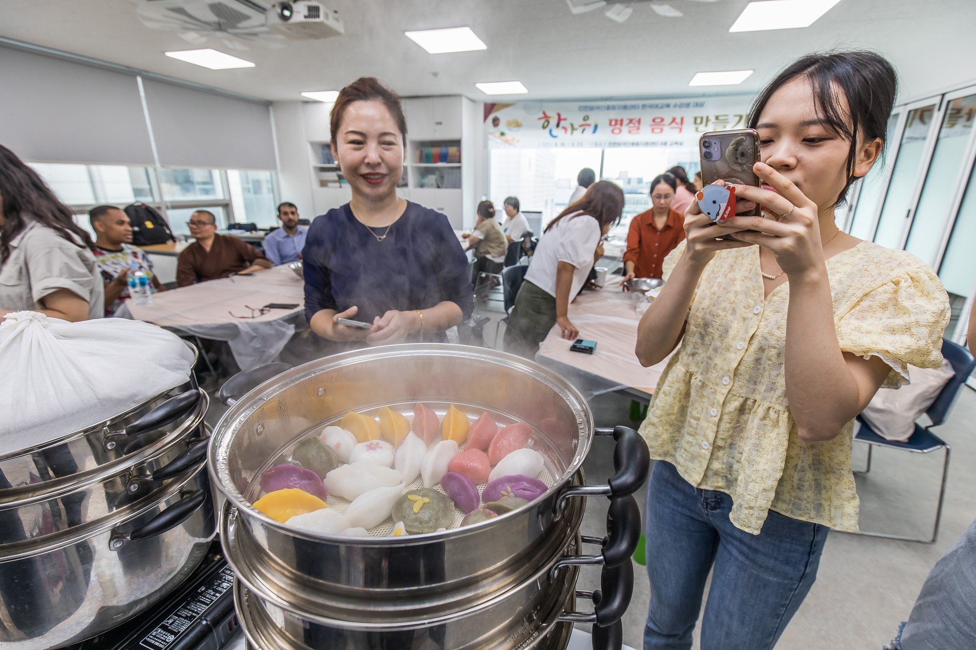 명절;추석;한가위;한가위송편;엔데믹;엔데믹추석;인천외국인종합지원센터;외국인한가위명절음식만들기;명절음식만들기체험프로그램