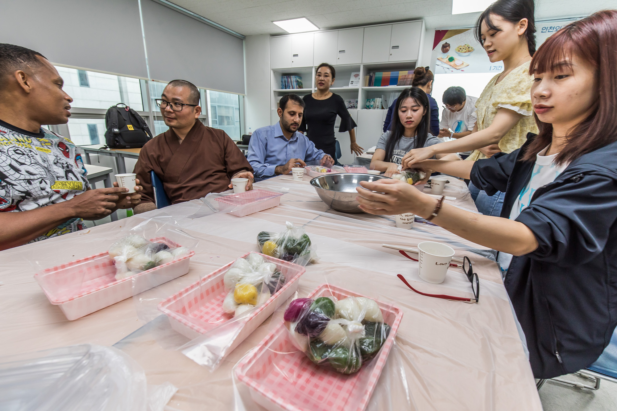 명절;추석;한가위;한가위송편;엔데믹;엔데믹추석;인천외국인종합지원센터;외국인한가위명절음식만들기;명절음식만들기체험프로그램