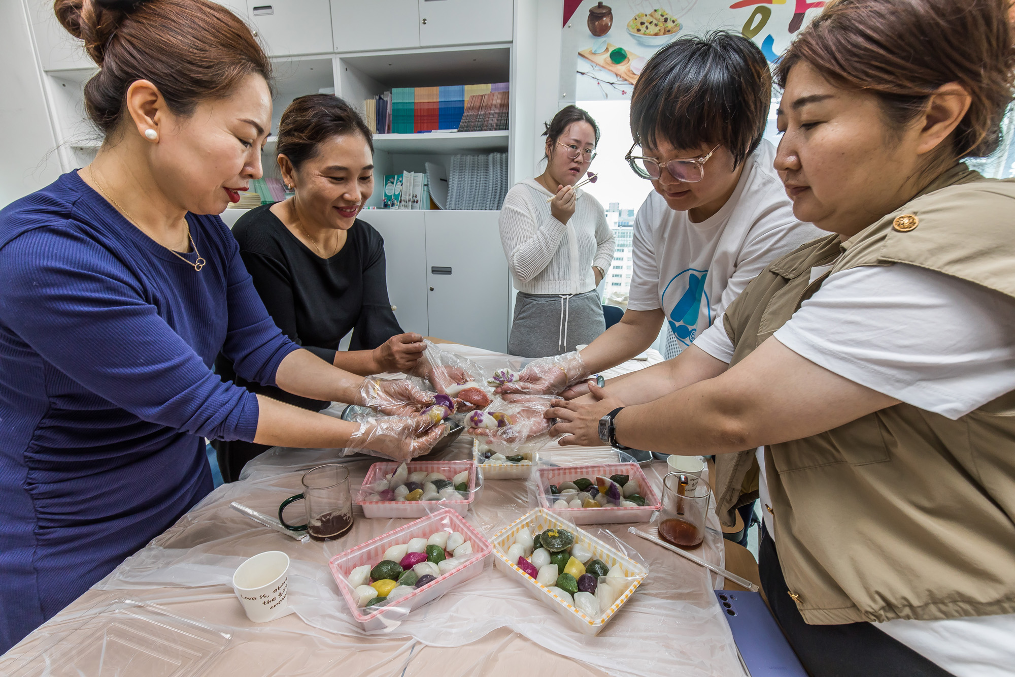 명절;추석;한가위;한가위송편;엔데믹;엔데믹추석;인천외국인종합지원센터;외국인한가위명절음식만들기;명절음식만들기체험프로그램