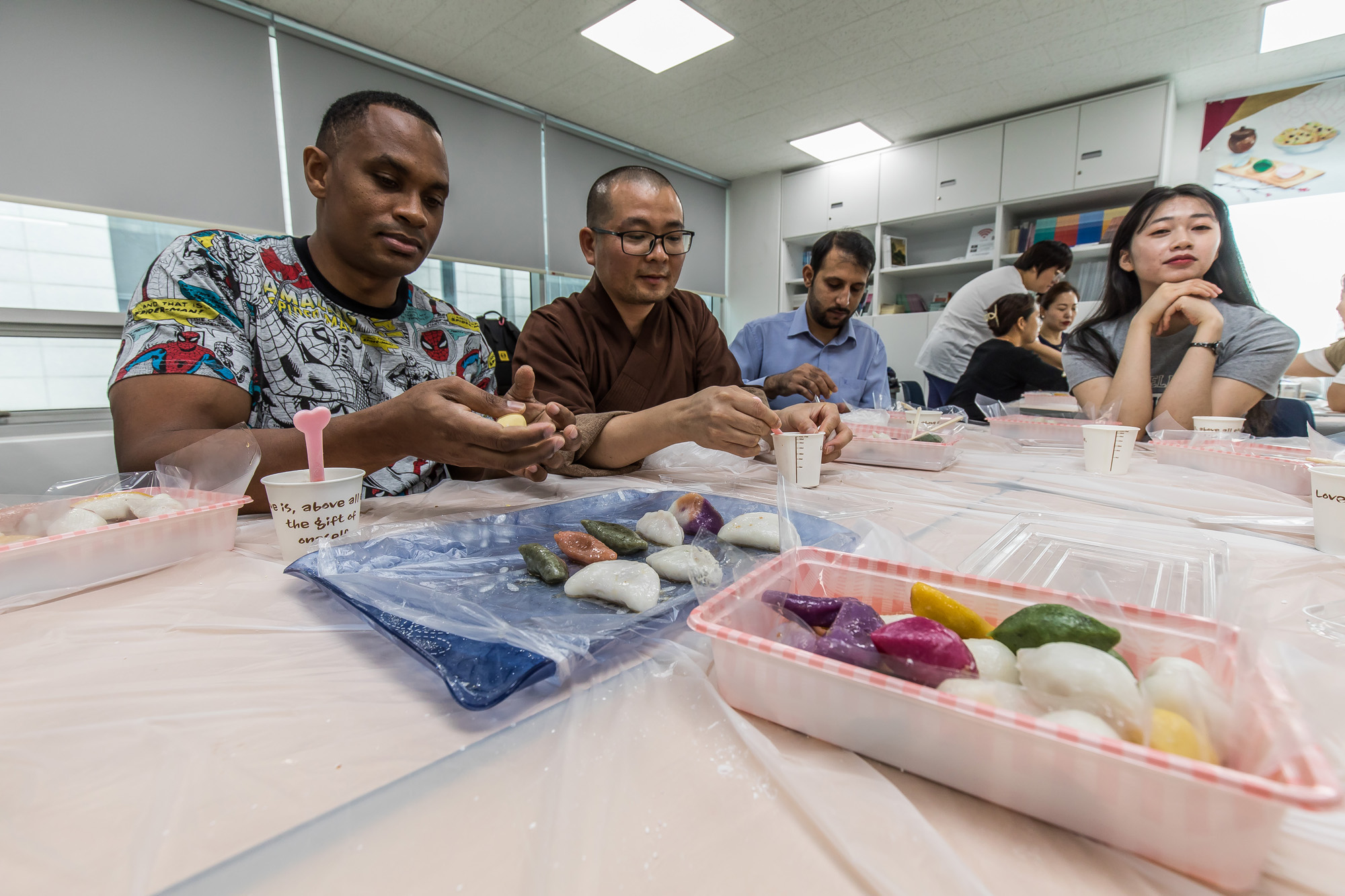 명절;추석;한가위;한가위송편;엔데믹;엔데믹추석;인천외국인종합지원센터;외국인한가위명절음식만들기;명절음식만들기체험프로그램