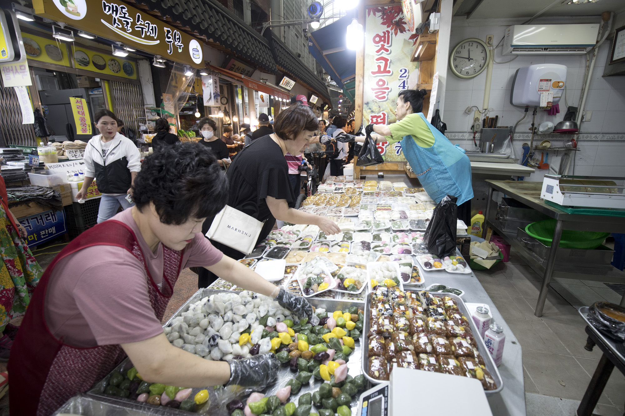 사회;세태;추석;명절;떡;송편