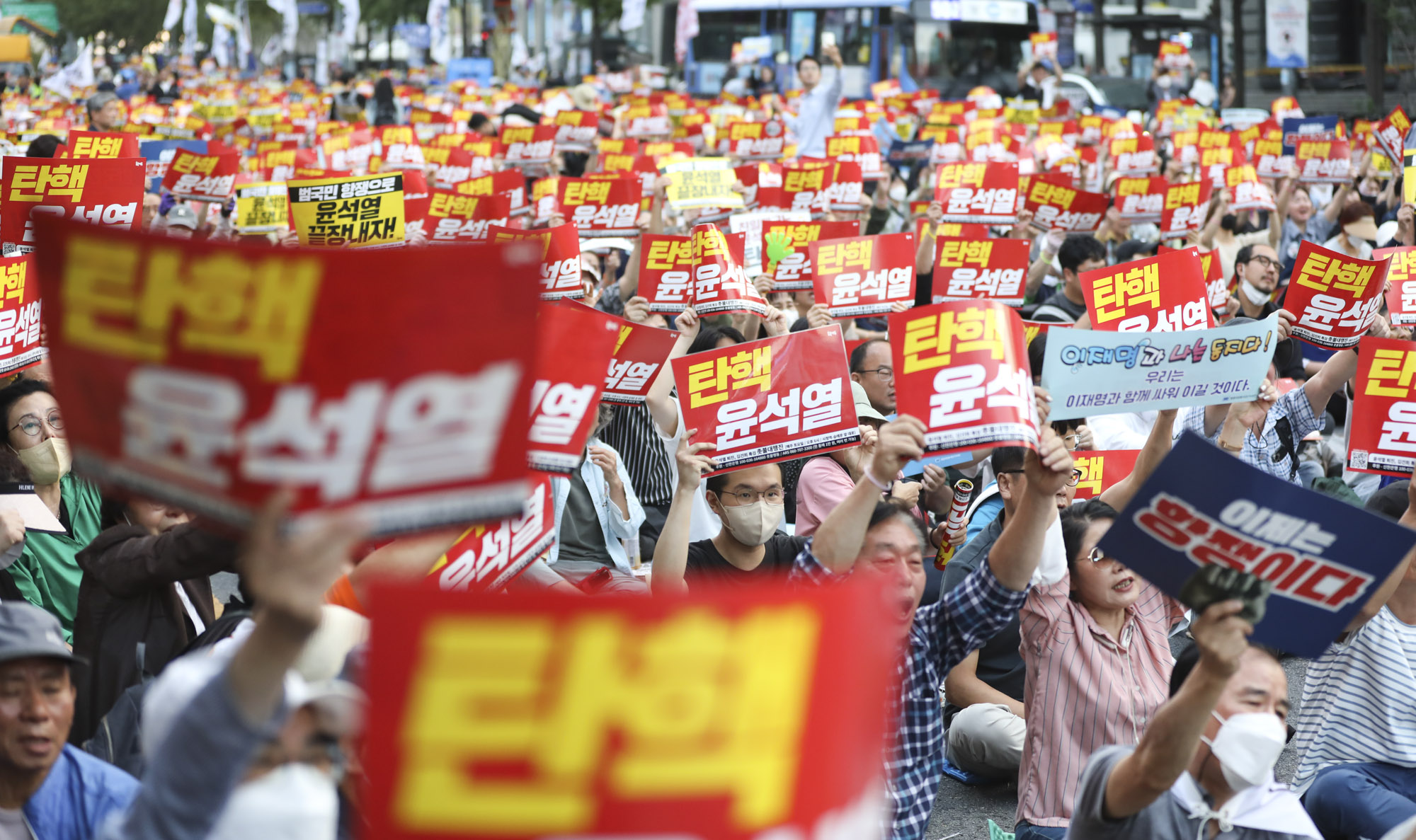 촛불대행진;진보단체;윤석열탄핵;김건희특검;윤석열퇴진;촛불집회;이재명집회