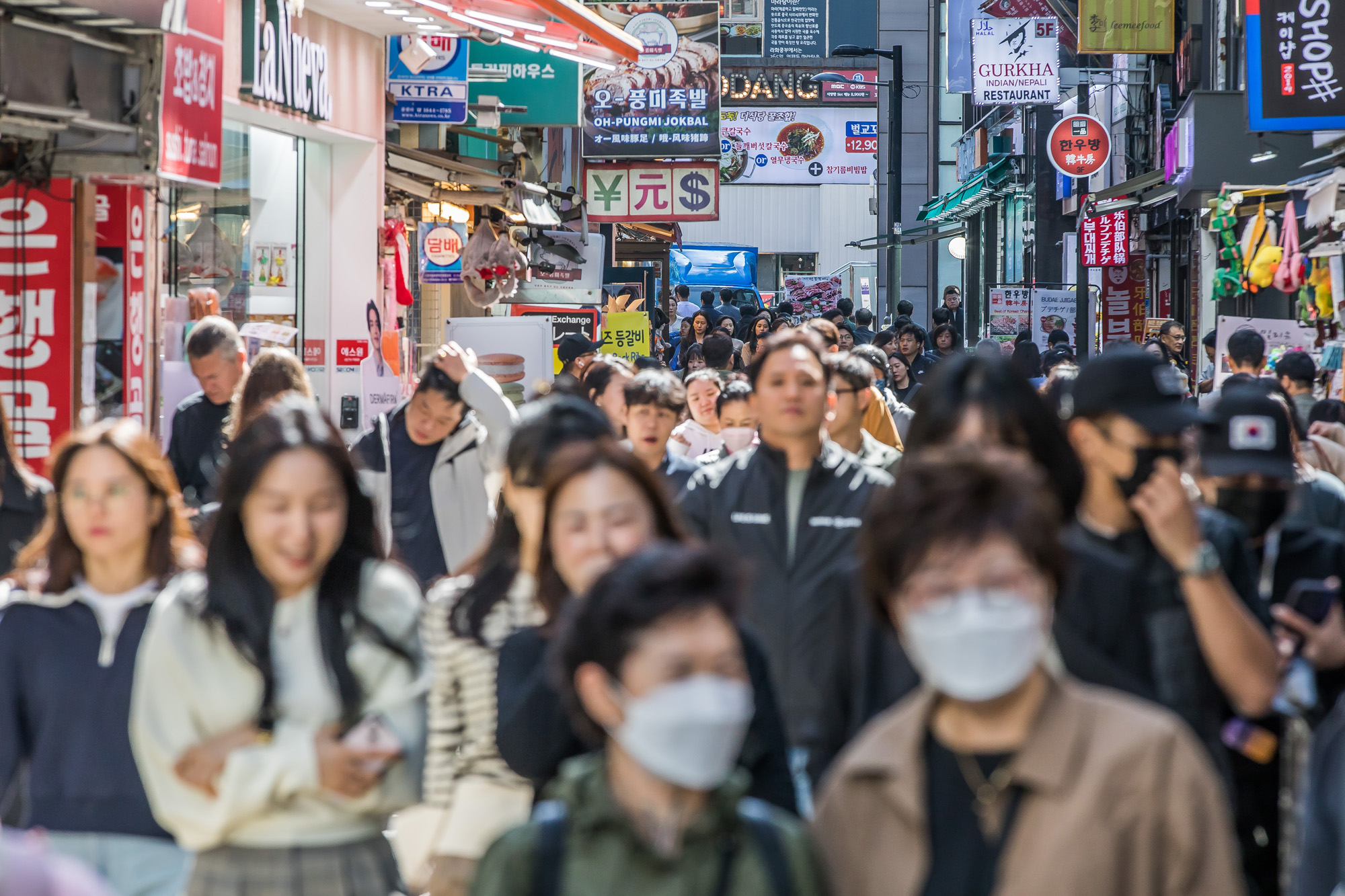 사회;세태;경제;명동거리;명동상권;명동외국인관광객;명동중국인관광객;유커;산커