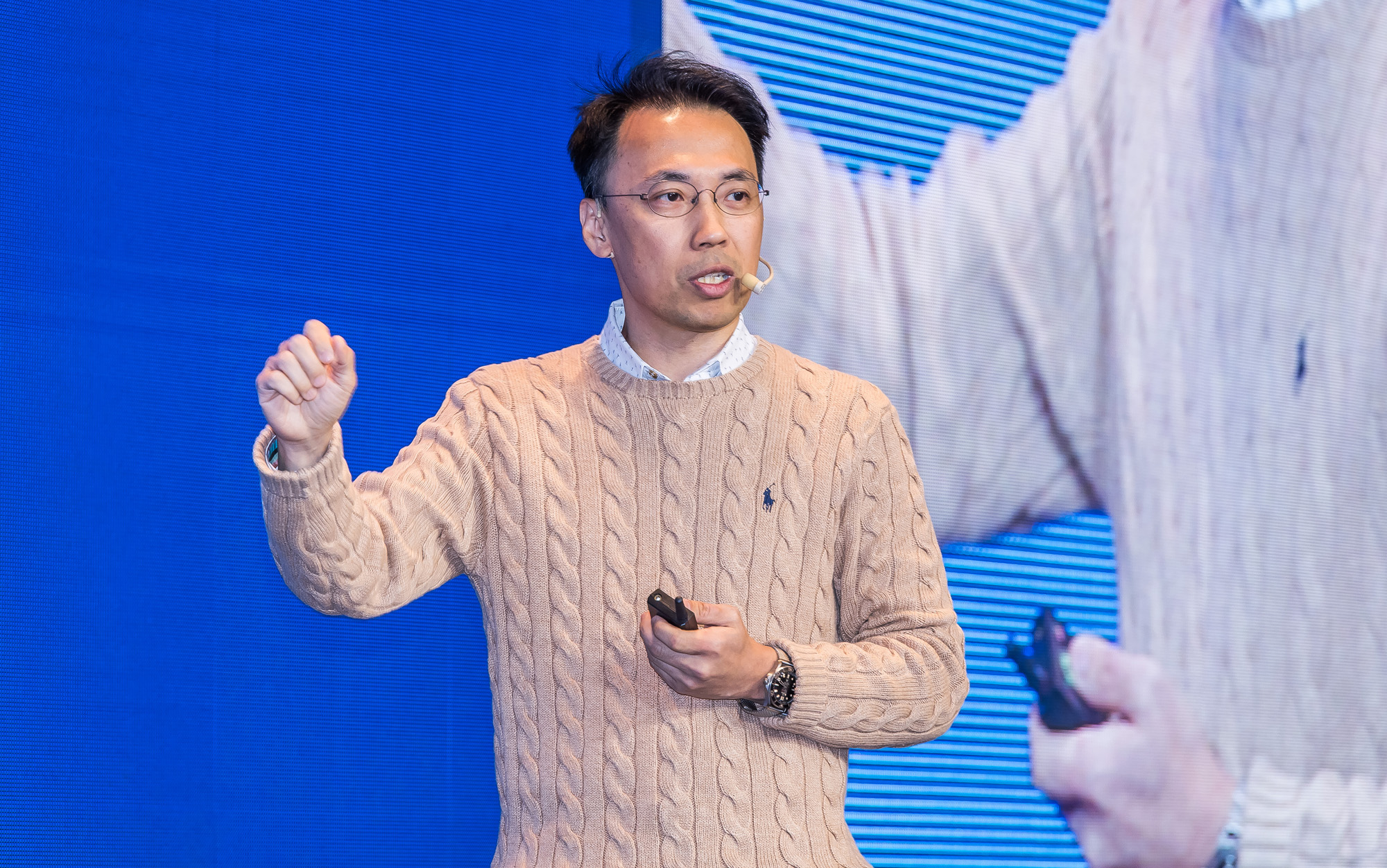 경제;행사;비즈한국;브랜드비즈;브랜드비즈컨퍼런스;브랜드비즈2023;AI시대브랜드디자인