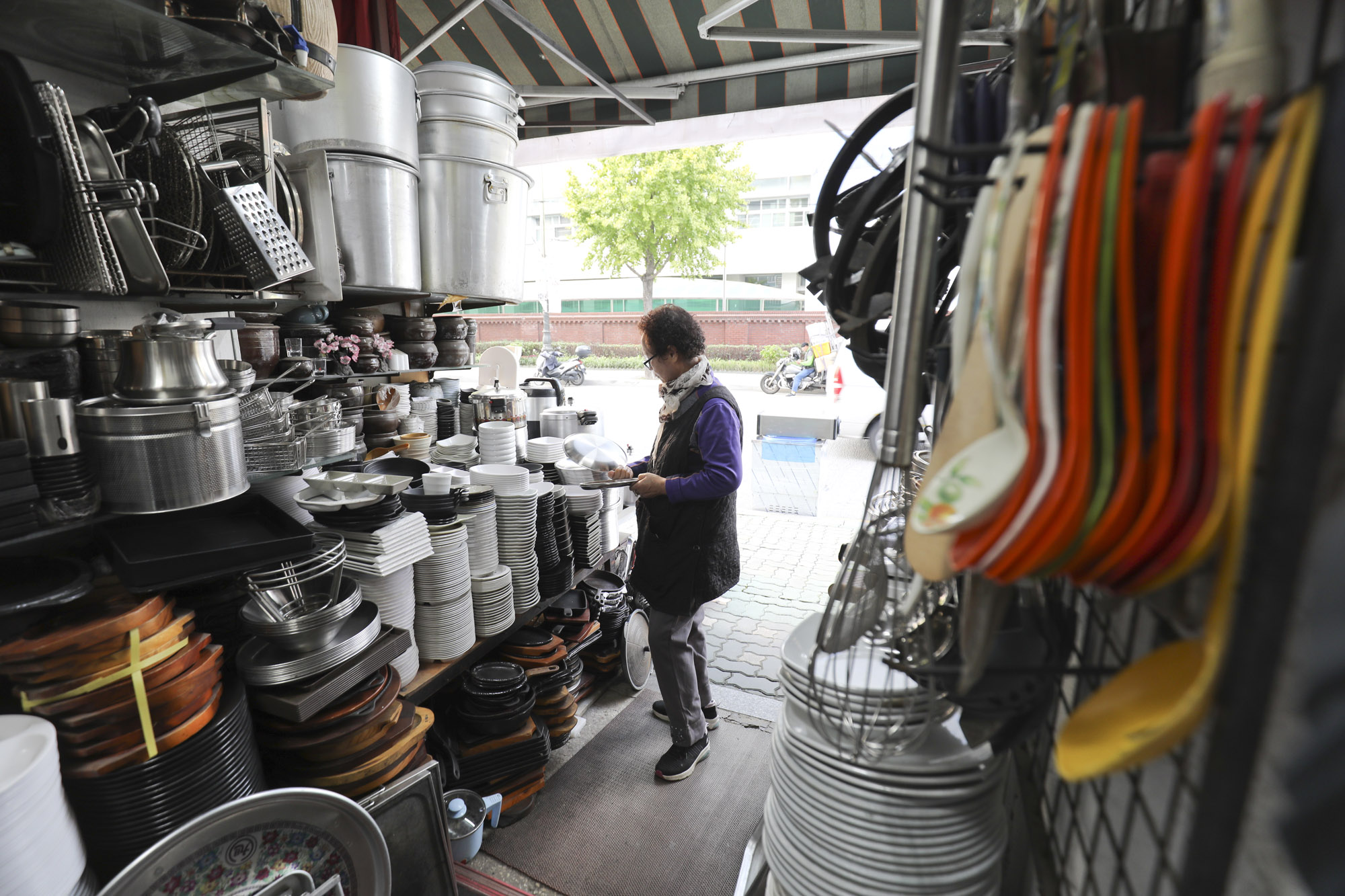 경제;주방거리;황학동주방거리;자영업자;폐업