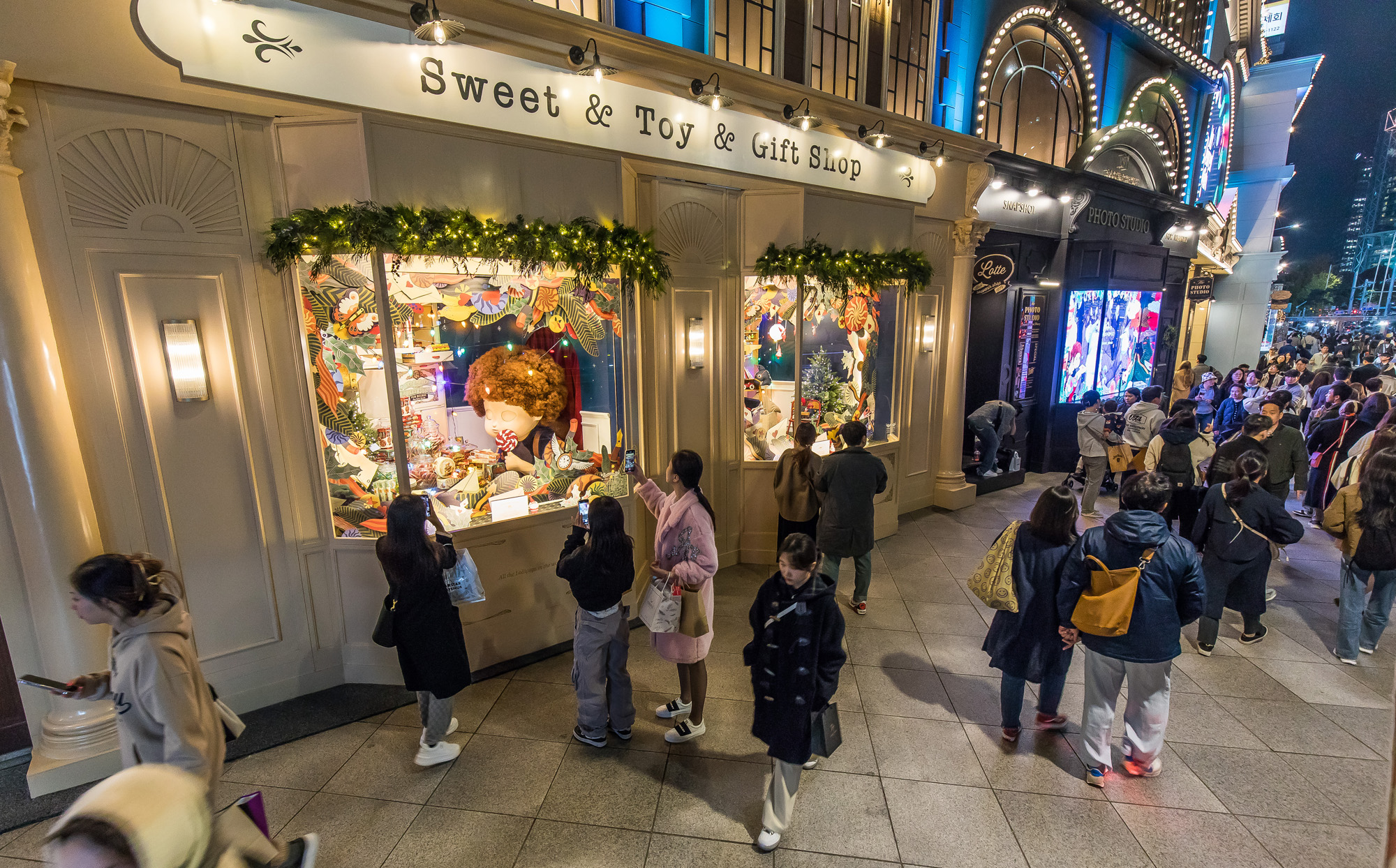 사회;세태;계절;겨울;크리스마스;크리스마스테마장식;롯데백화점본점;mydearestwish